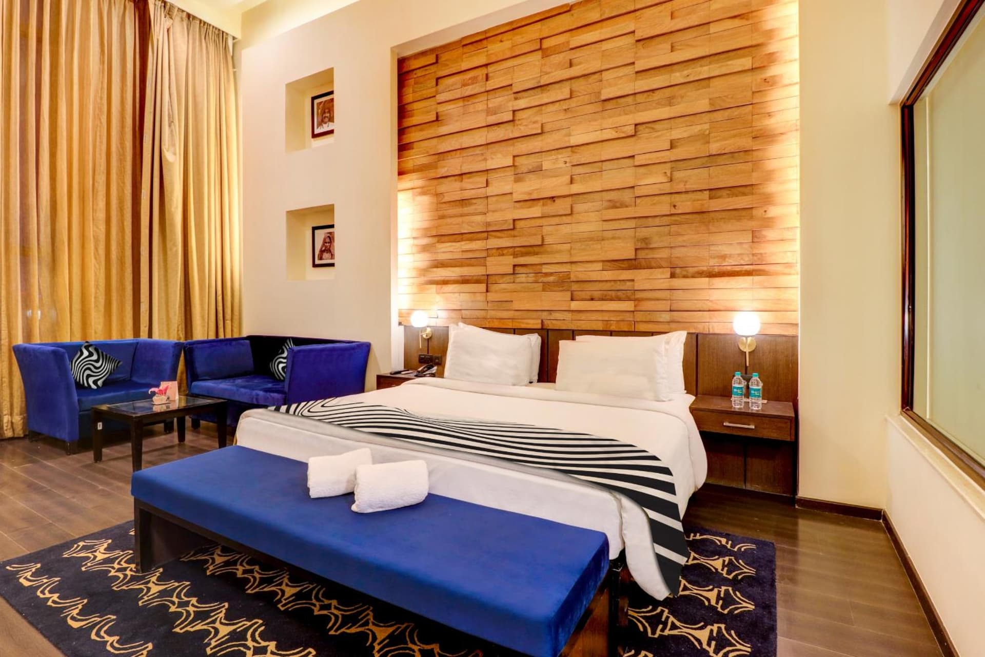 Junior Suite King Room