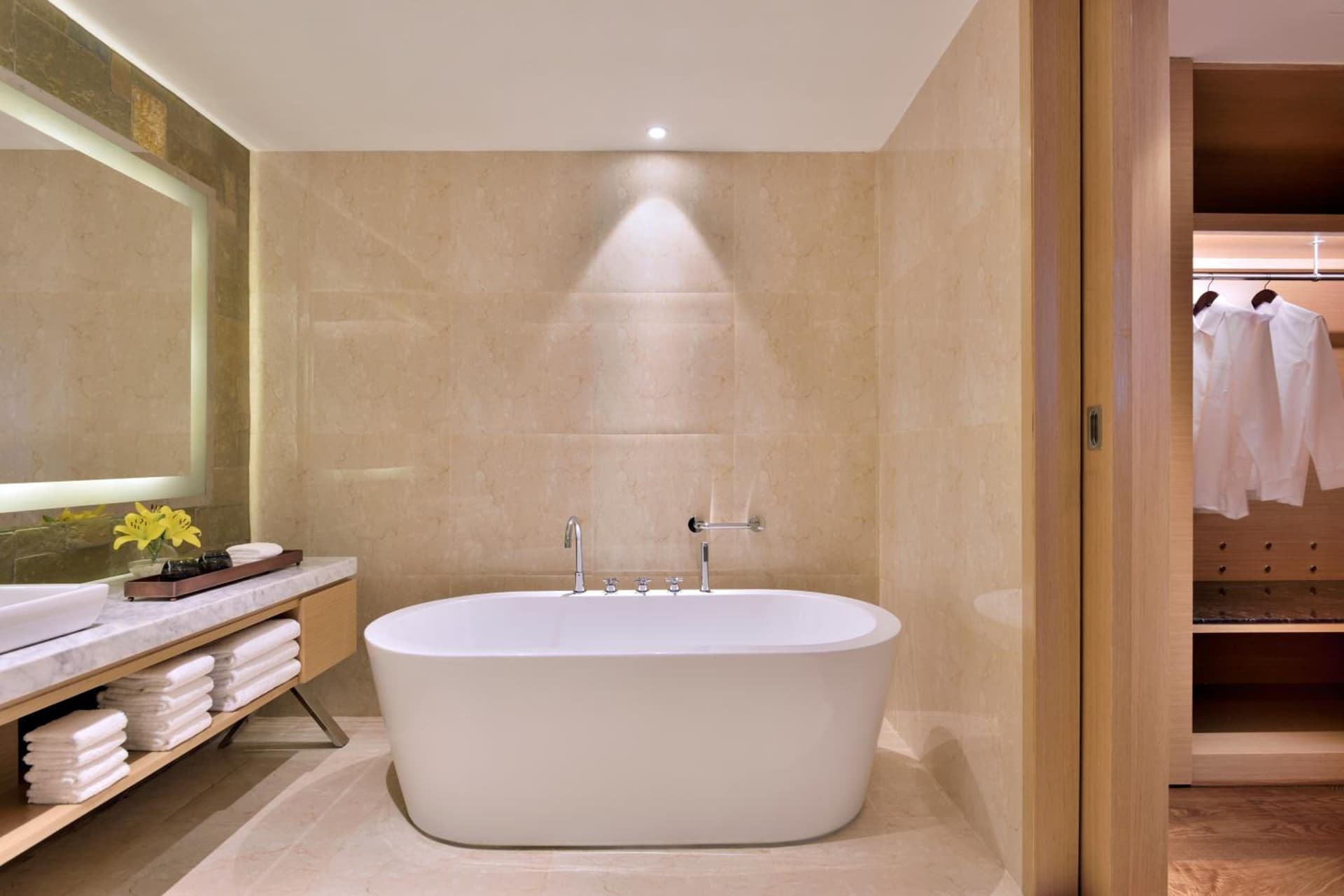 King Garden View Room