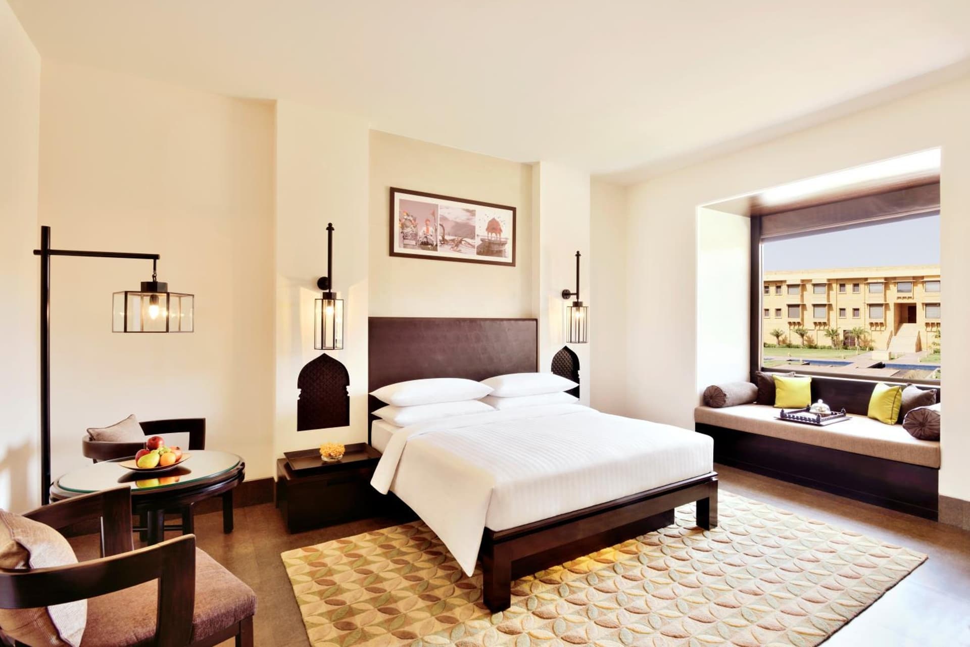 Oasis View King Room