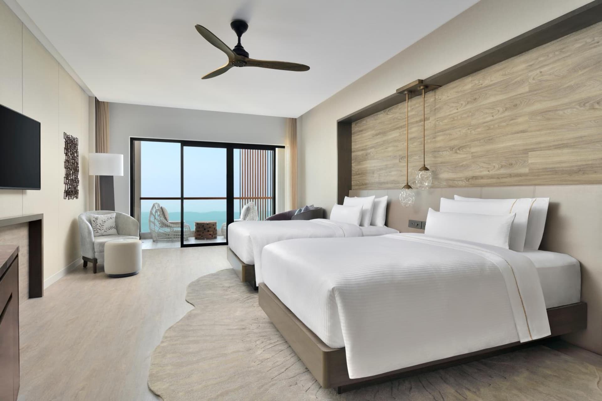 Deluxe Twin Room with Balcony |