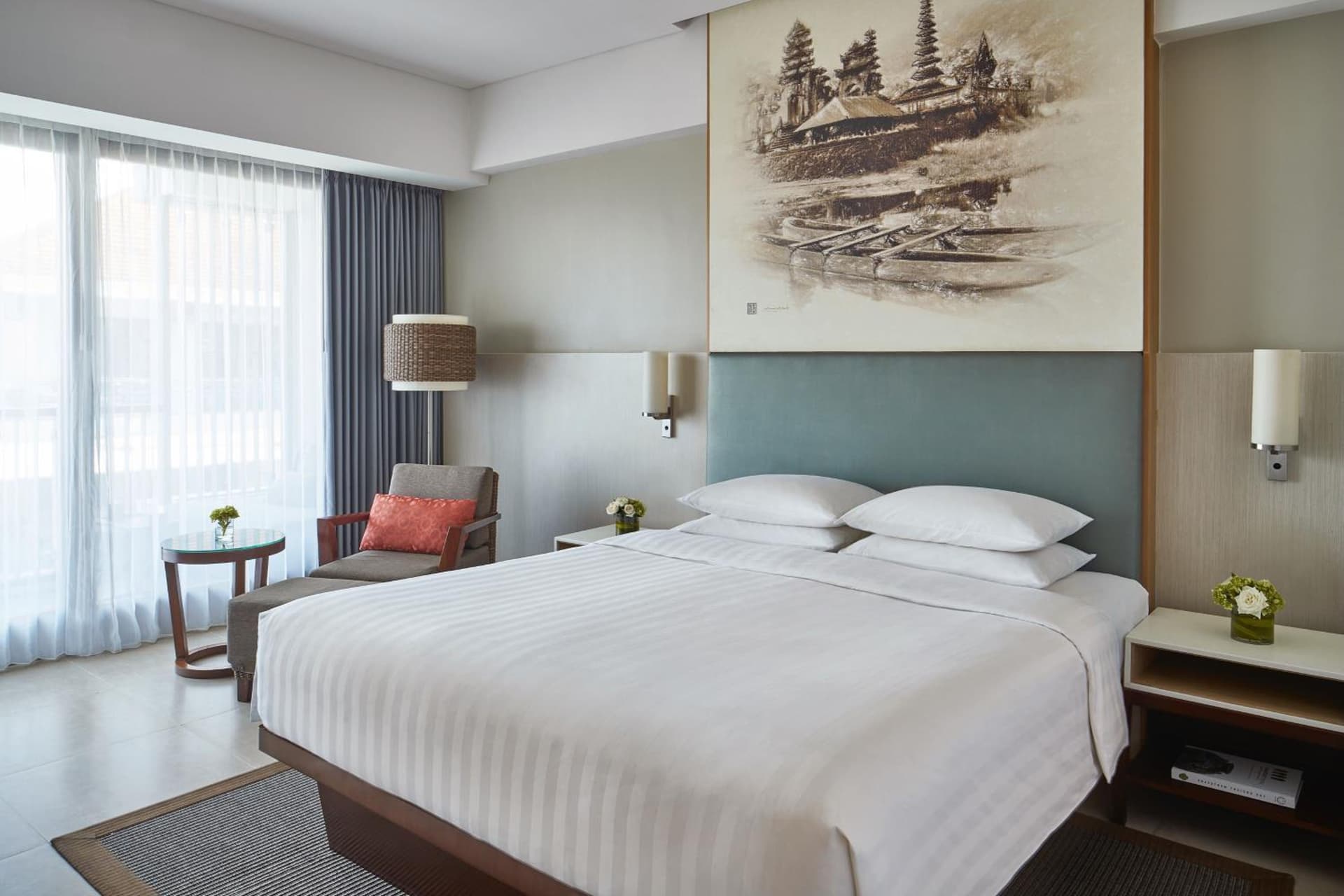 Deluxe King Room with Balcony and City View