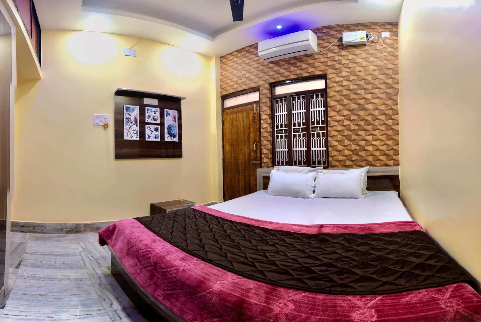 Deluxe Family Suite