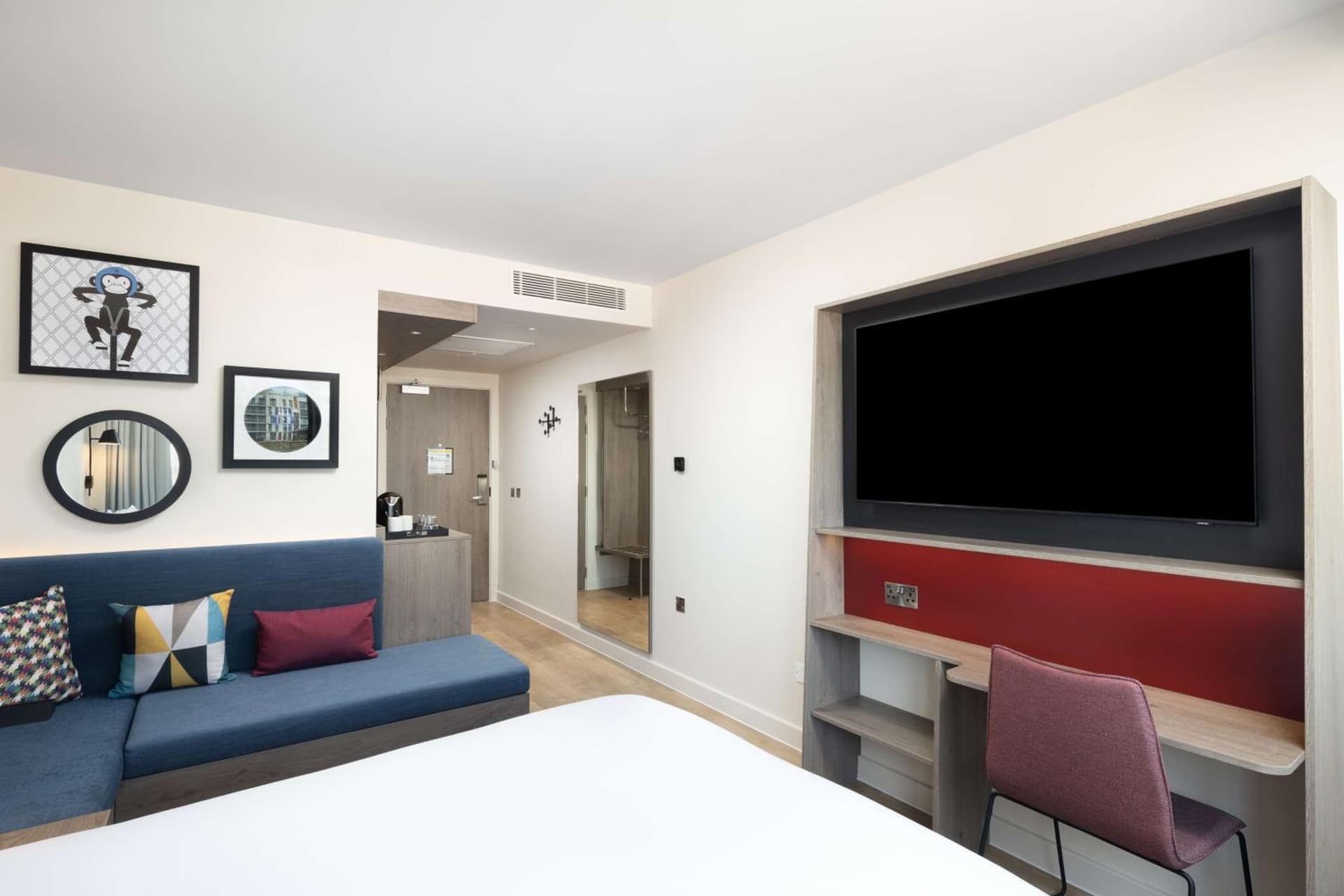 Queen Room