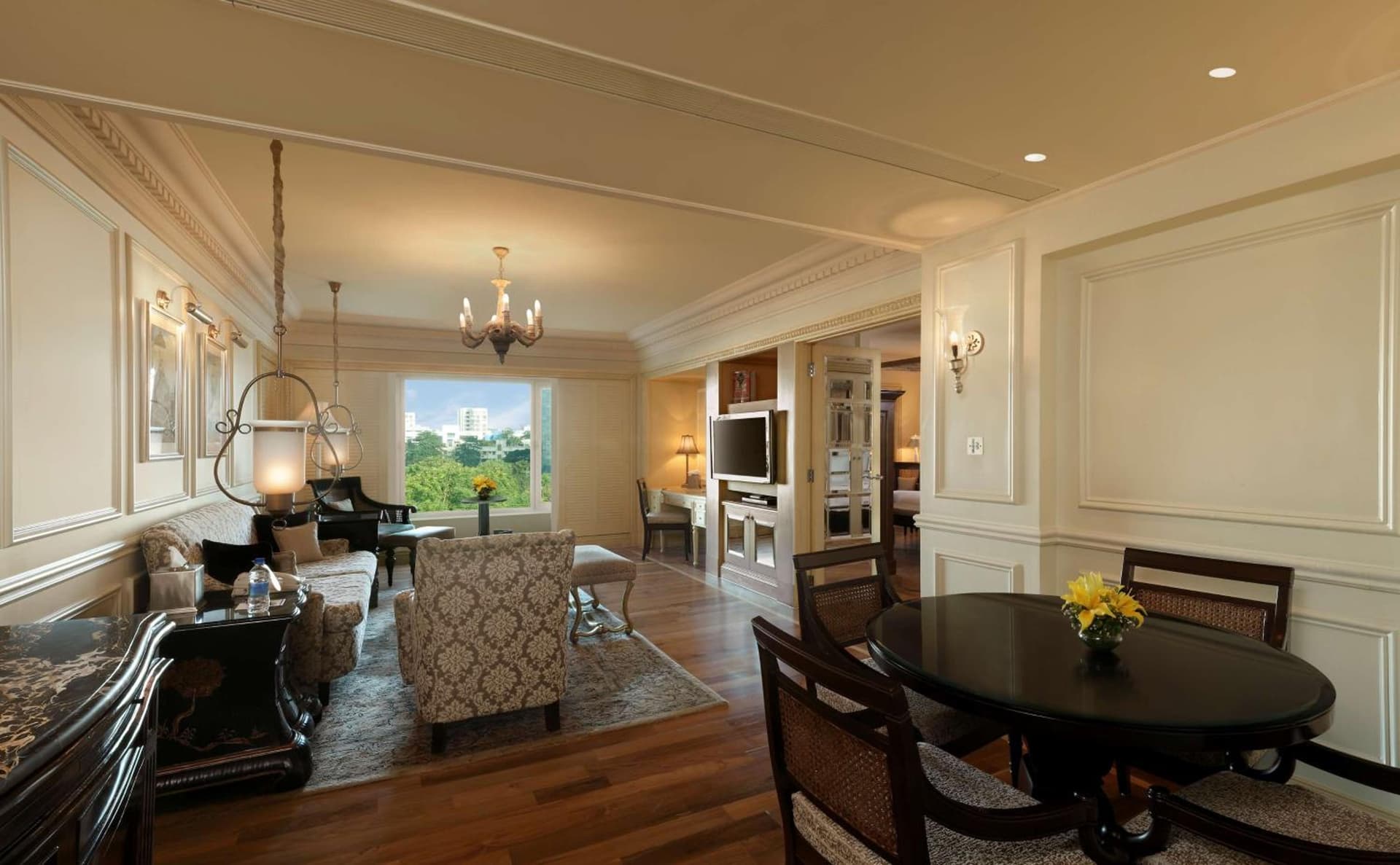 Suite King Room