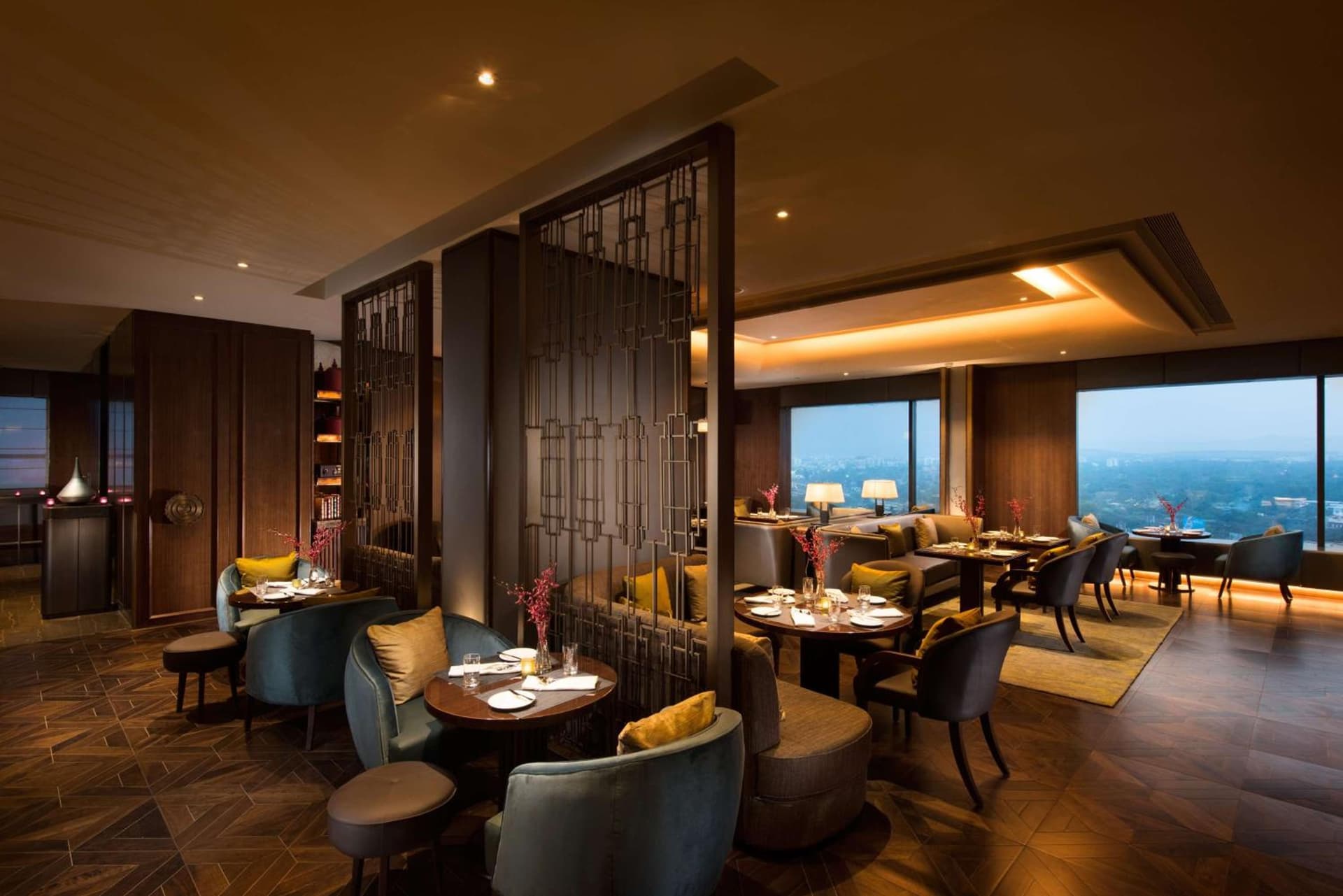 Executive Queen Room