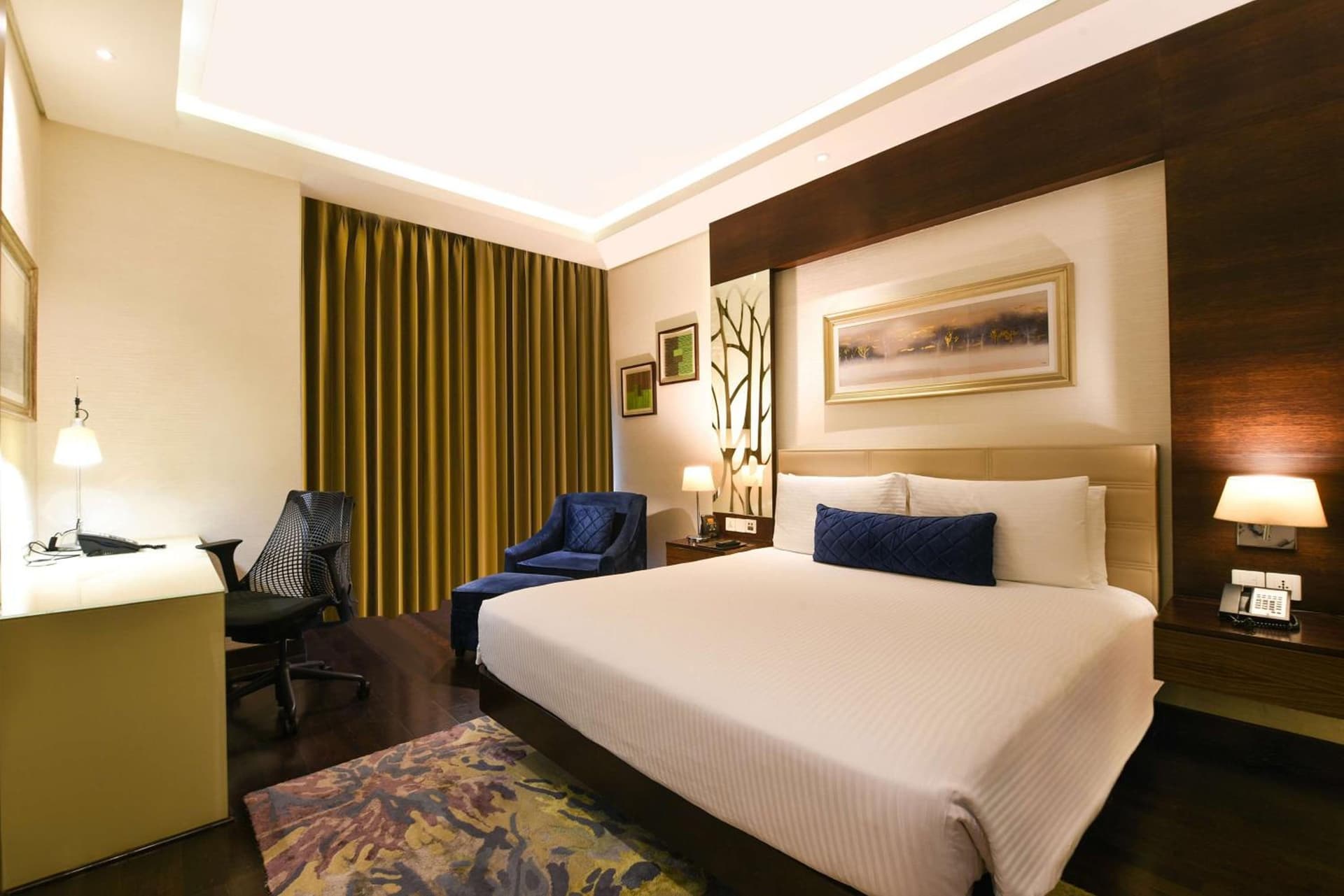 Premium King Room