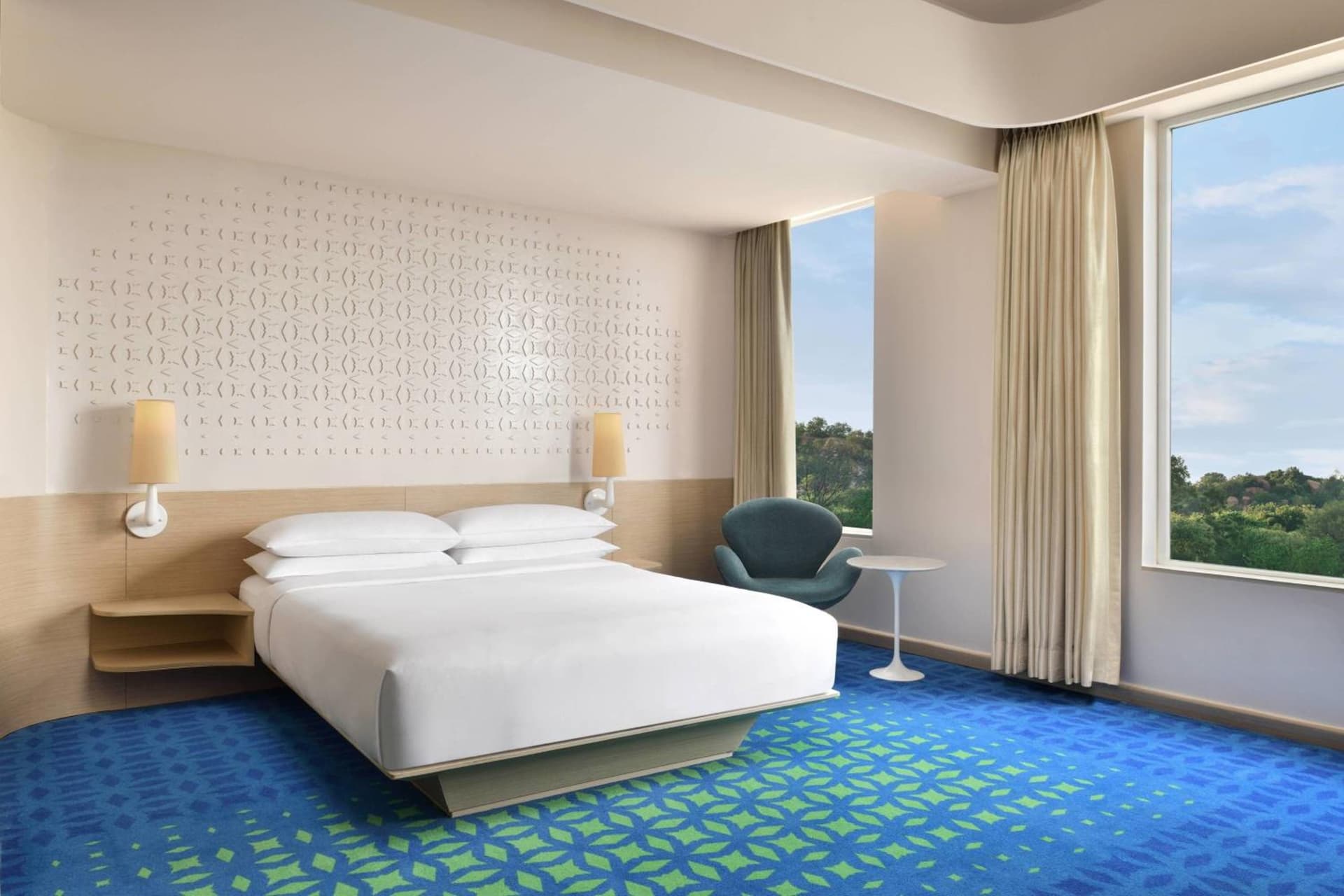 Superior Queen City View Room