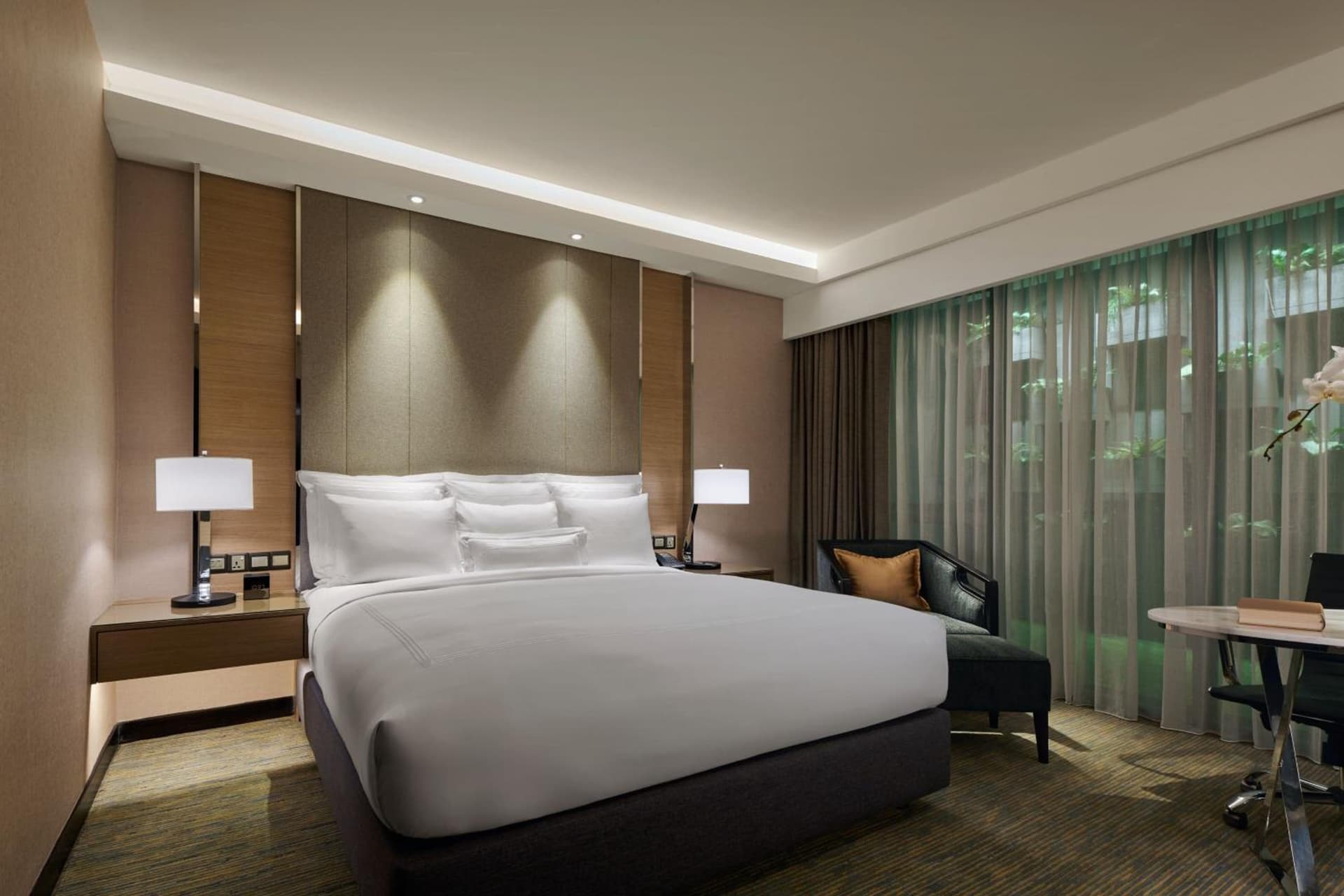 Superior King Room