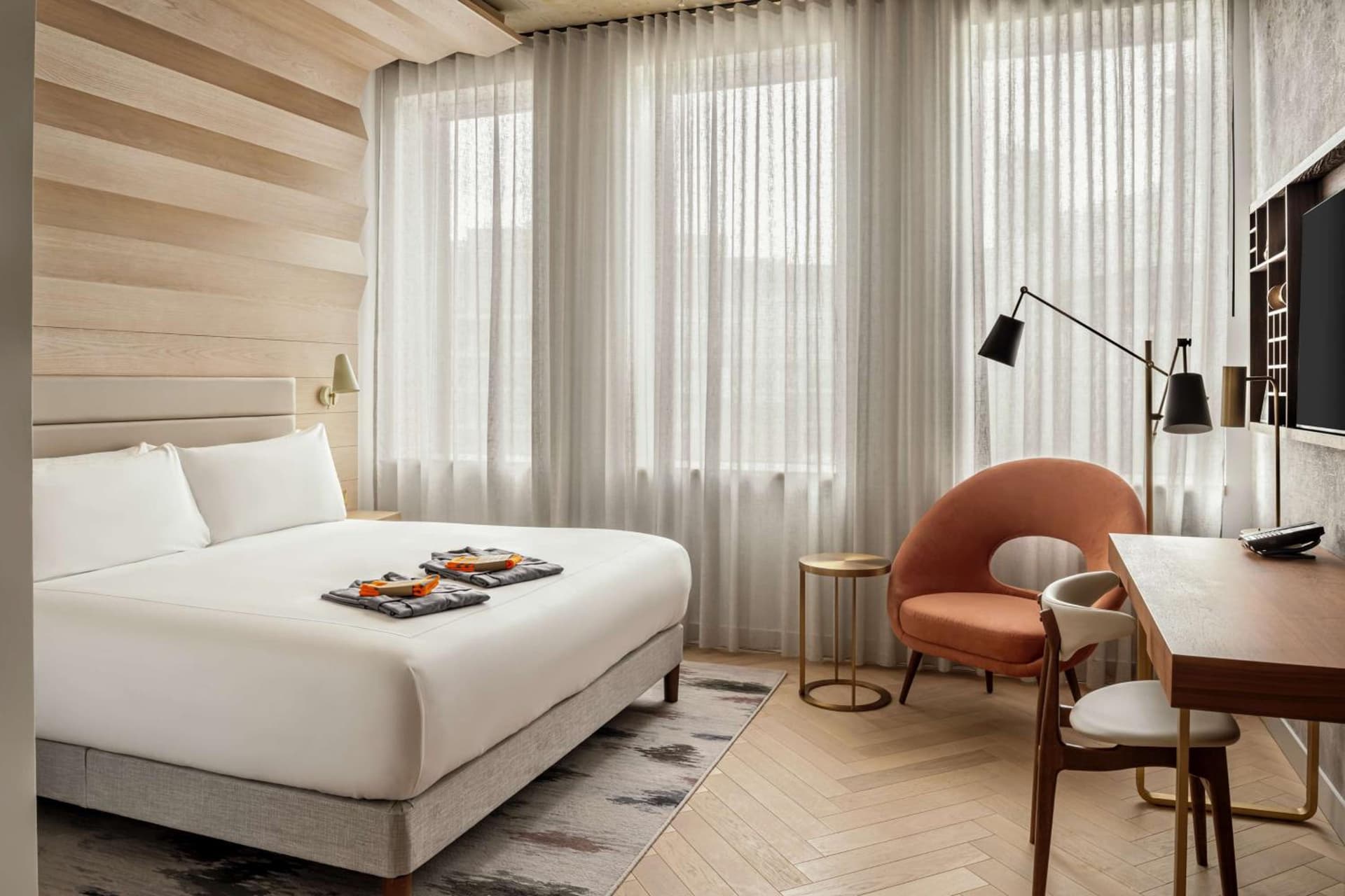 Premium King Room