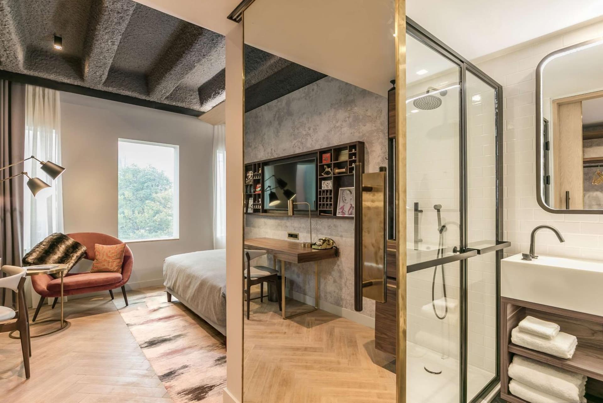 Premium King Room