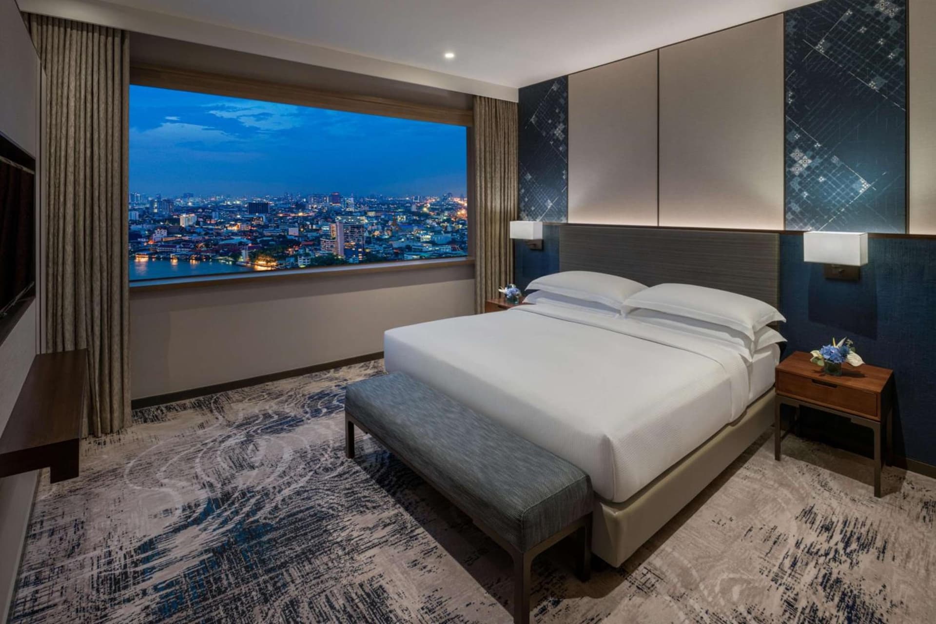 Suite King Room