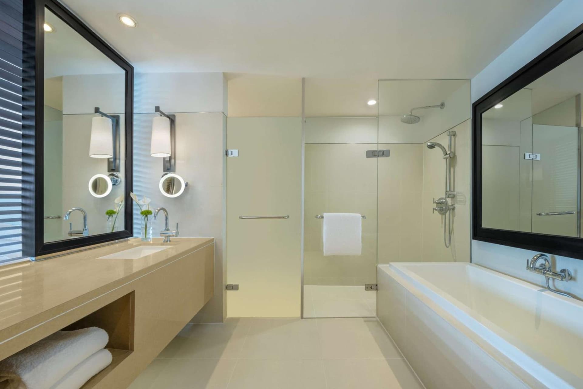 Suite King Room