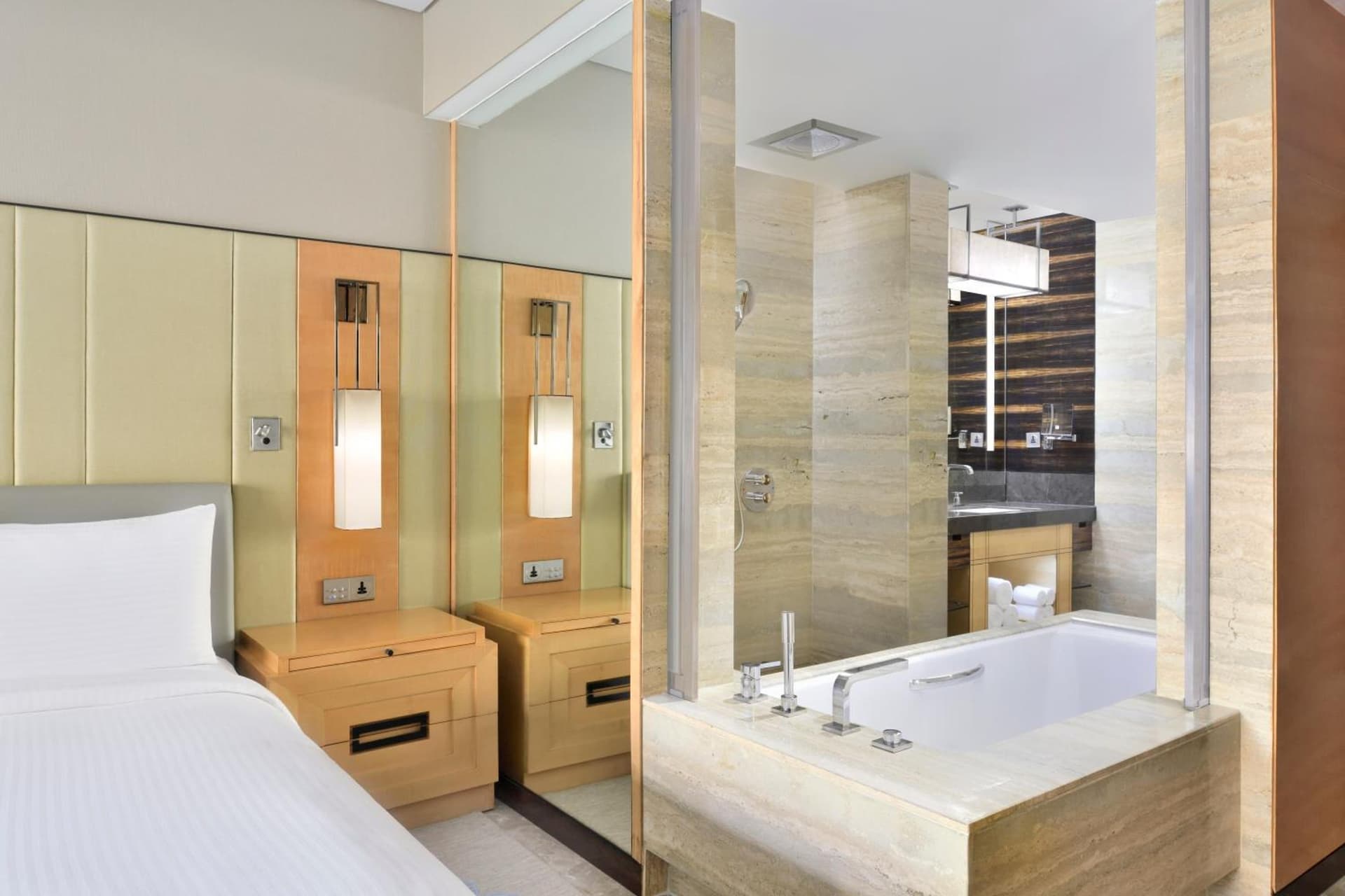 Twin High Floor Room