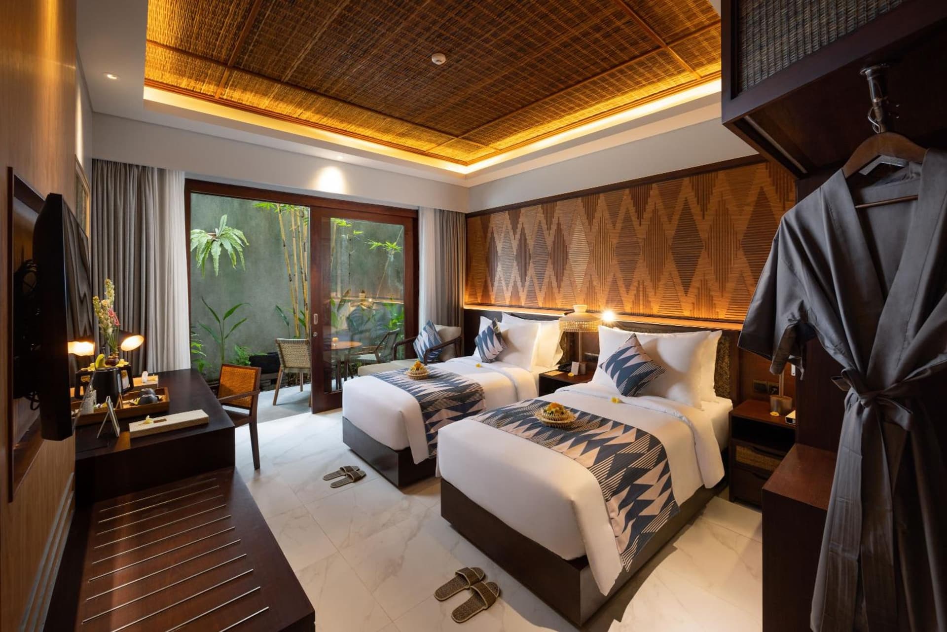 Deluxe Twin Room