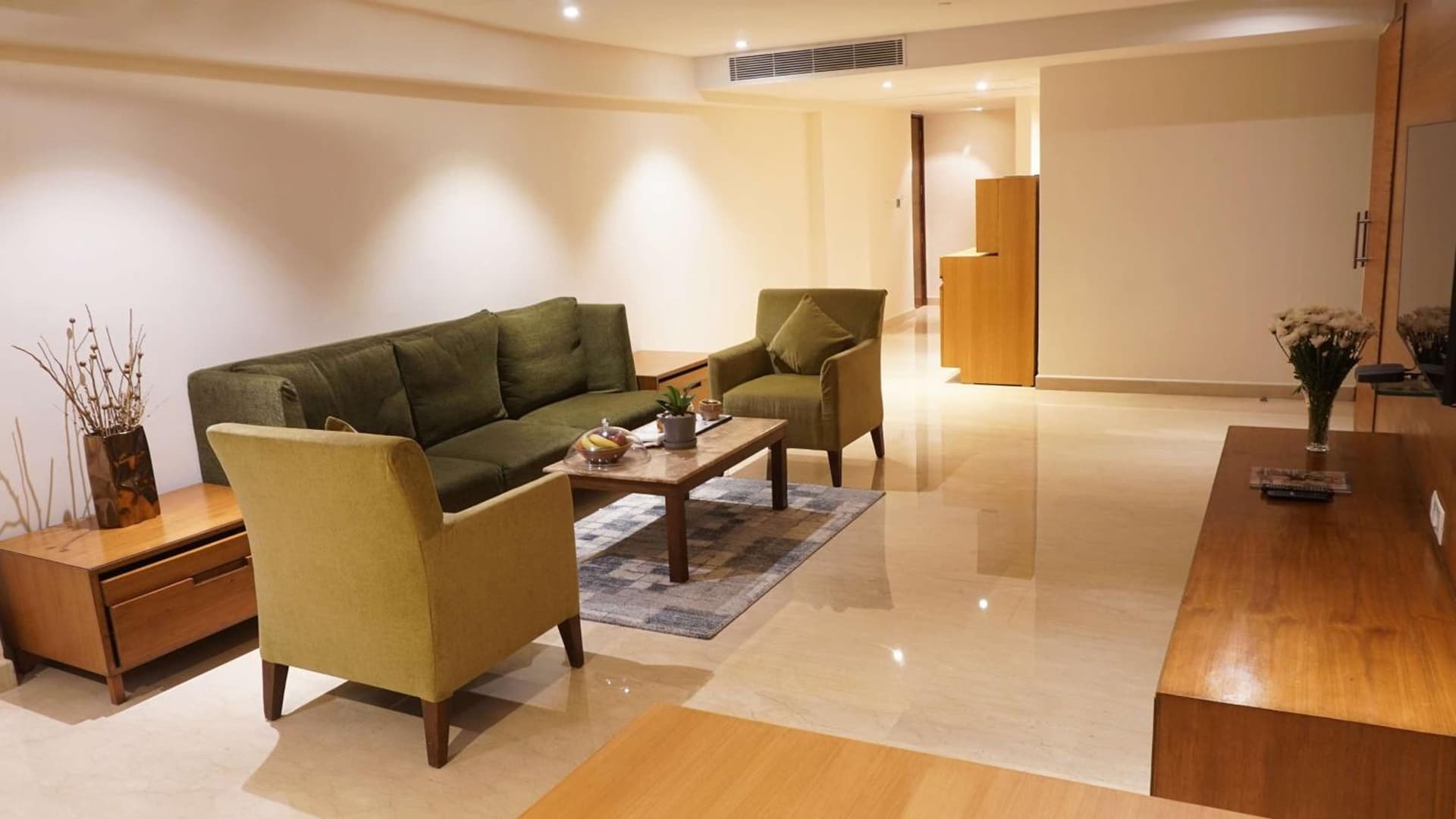 Suite Queen Room