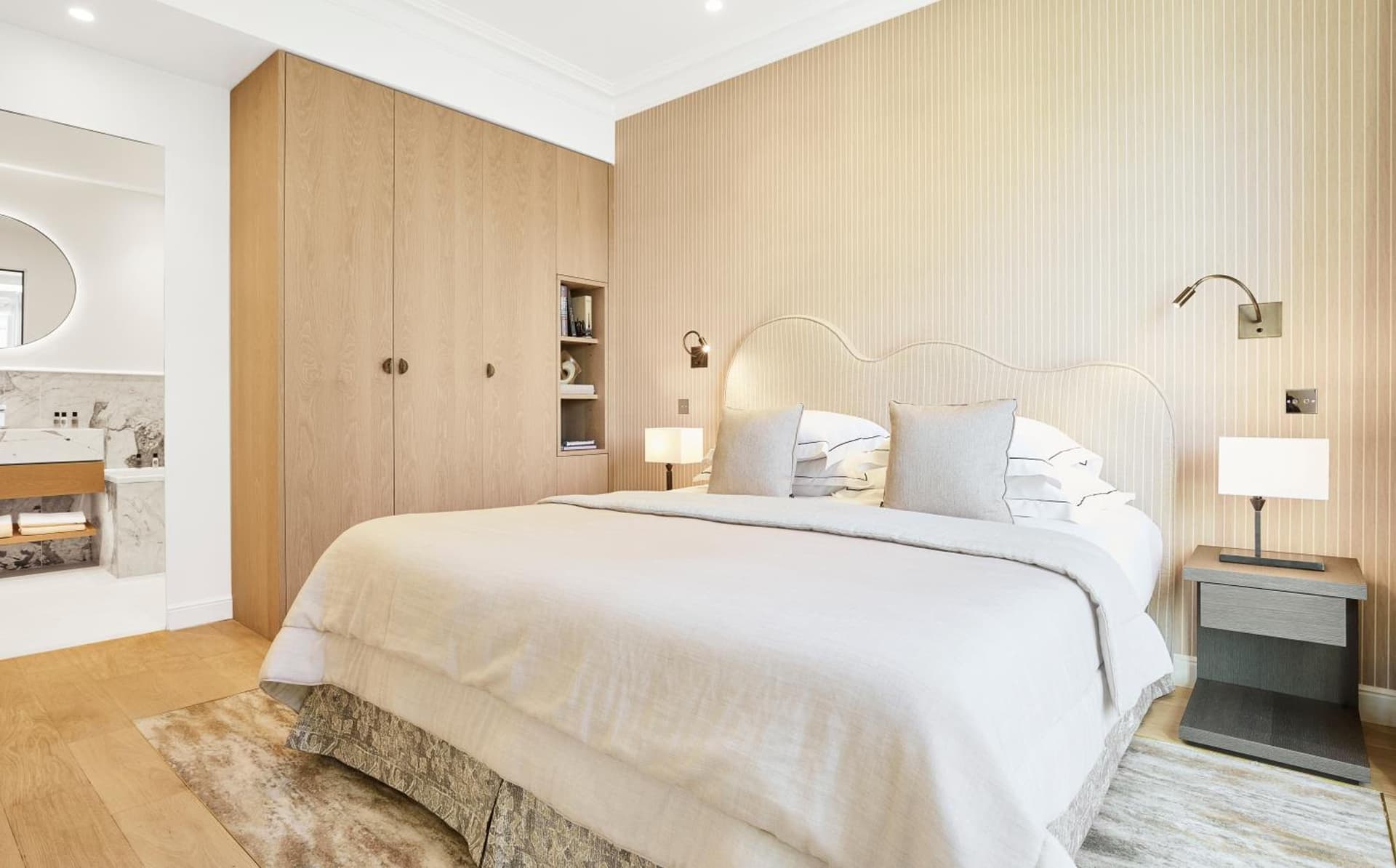 Superior Room with Balcony Superior Room with Balcony 19 sqm Queen Or King Shower Or Tub Ac Free WiFi Hairdryer