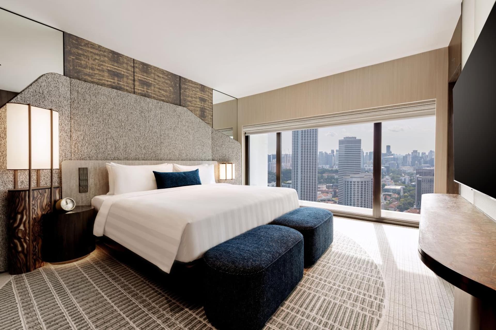 Suite Queen City View High Floor Room
