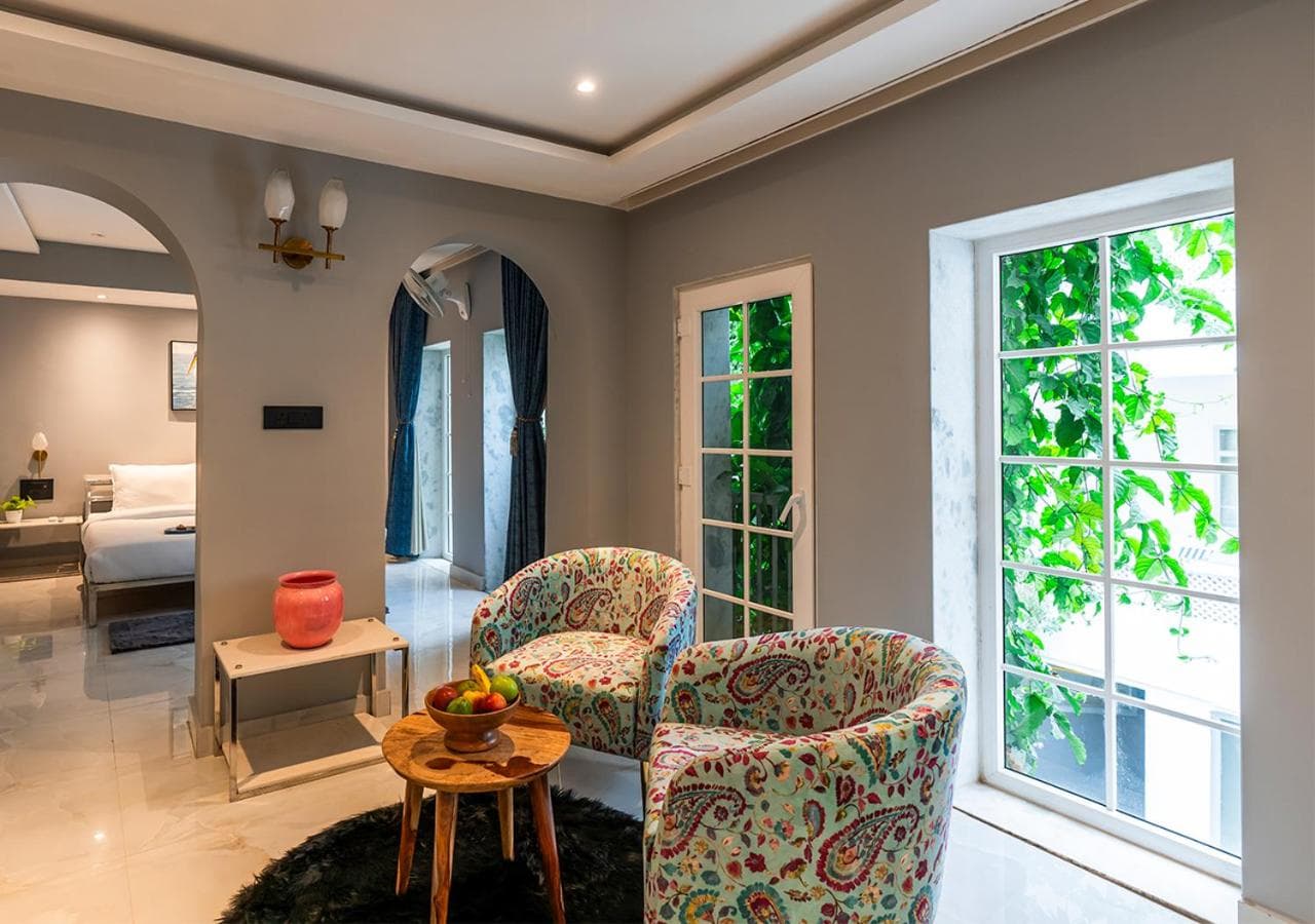 Junior Suite King Room