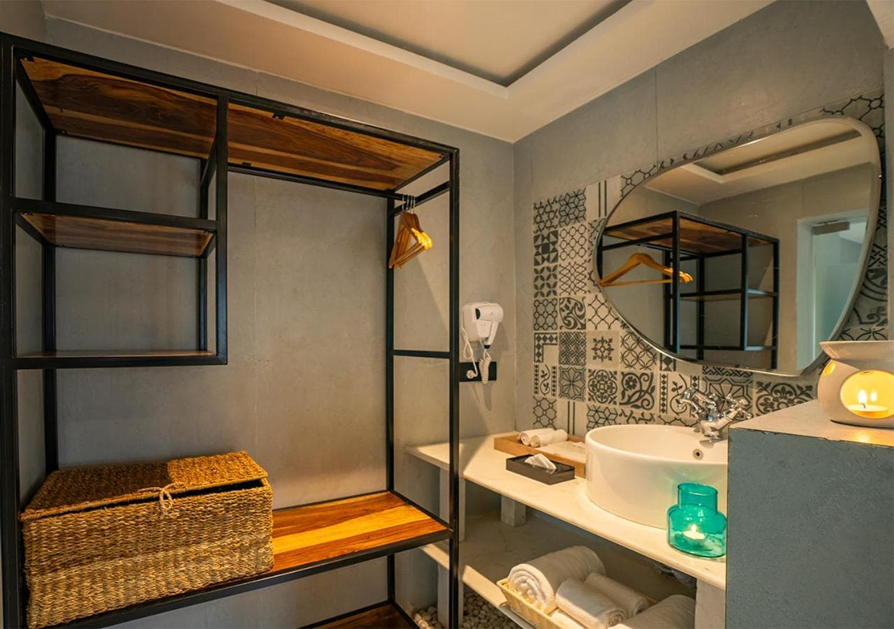 Junior Suite King Room