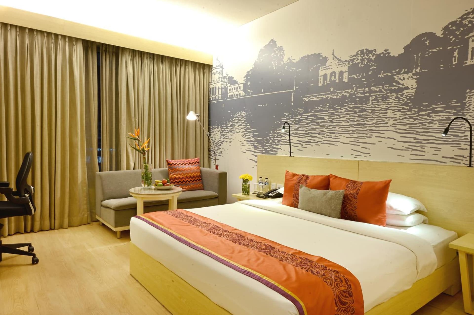 Deluxe King City View Room