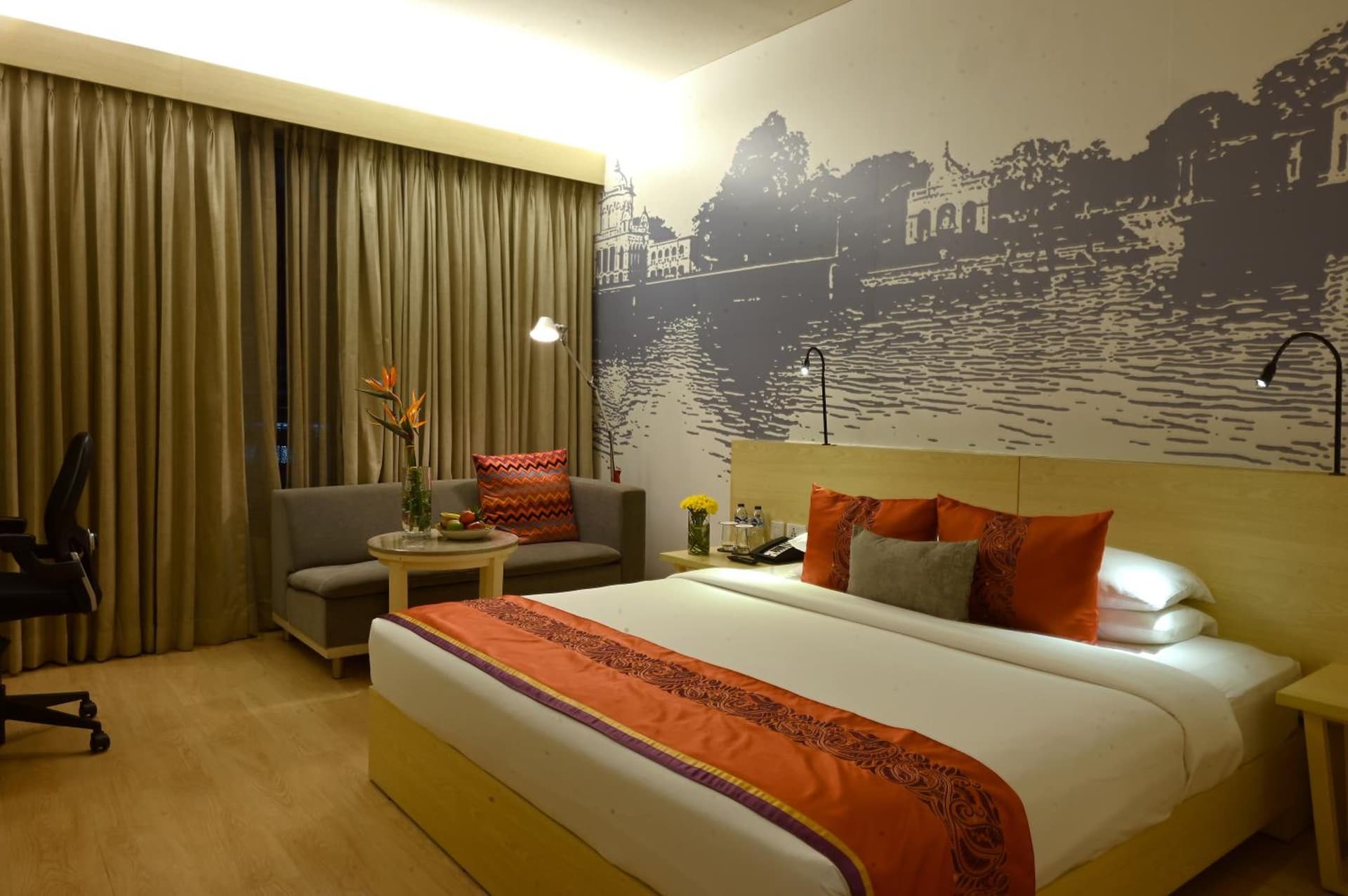 Deluxe King City View Room