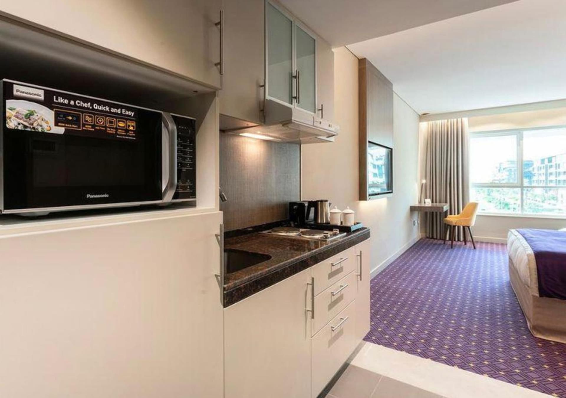 Premium King City View Room