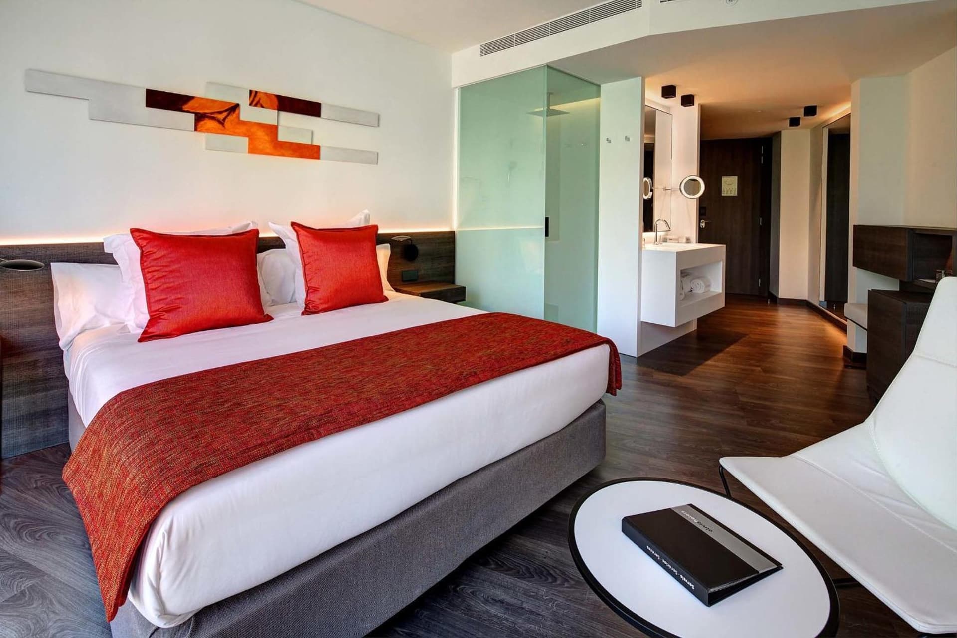Premium Queen Room