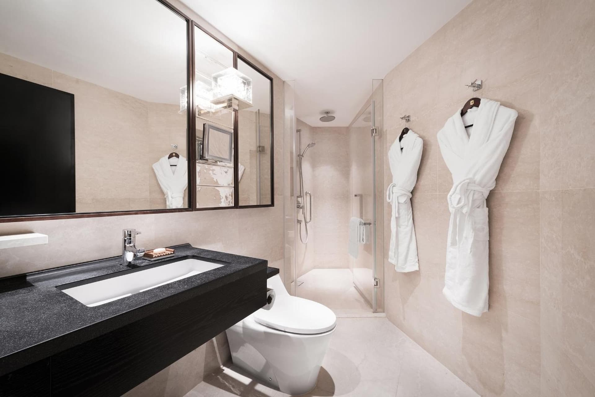 Club Twin Room