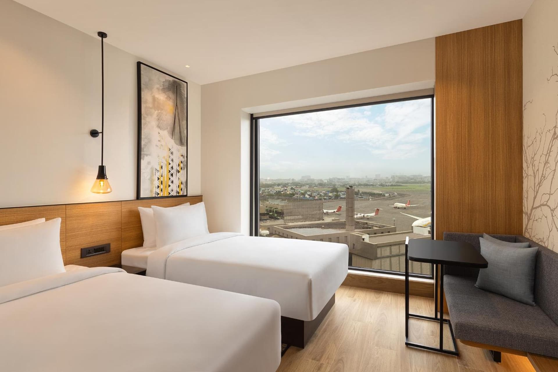 Deluxe Twin Garden View Room
