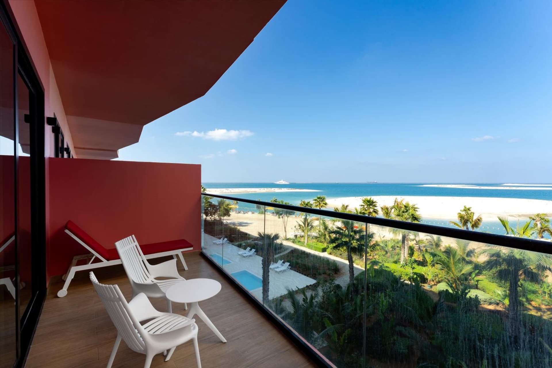 Premium Twin Sea View Balcony Room