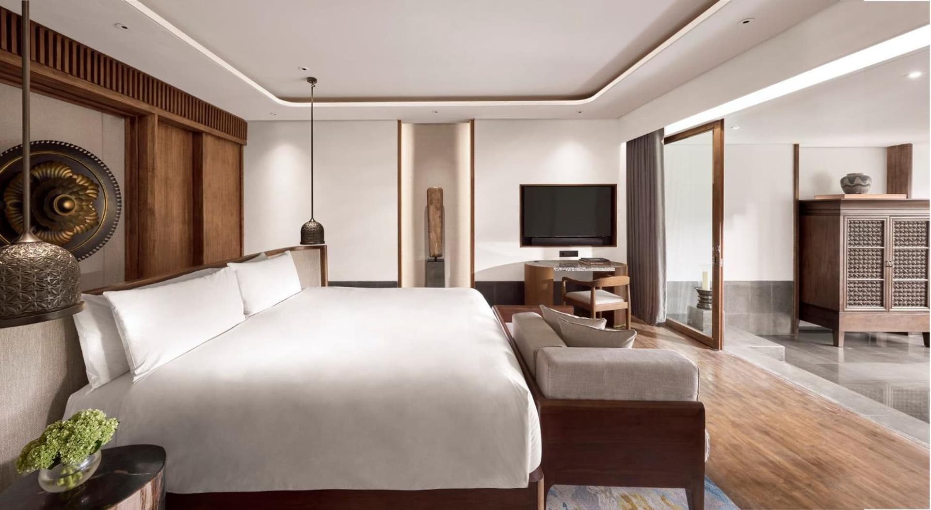 Junior King Suite with Garden View
