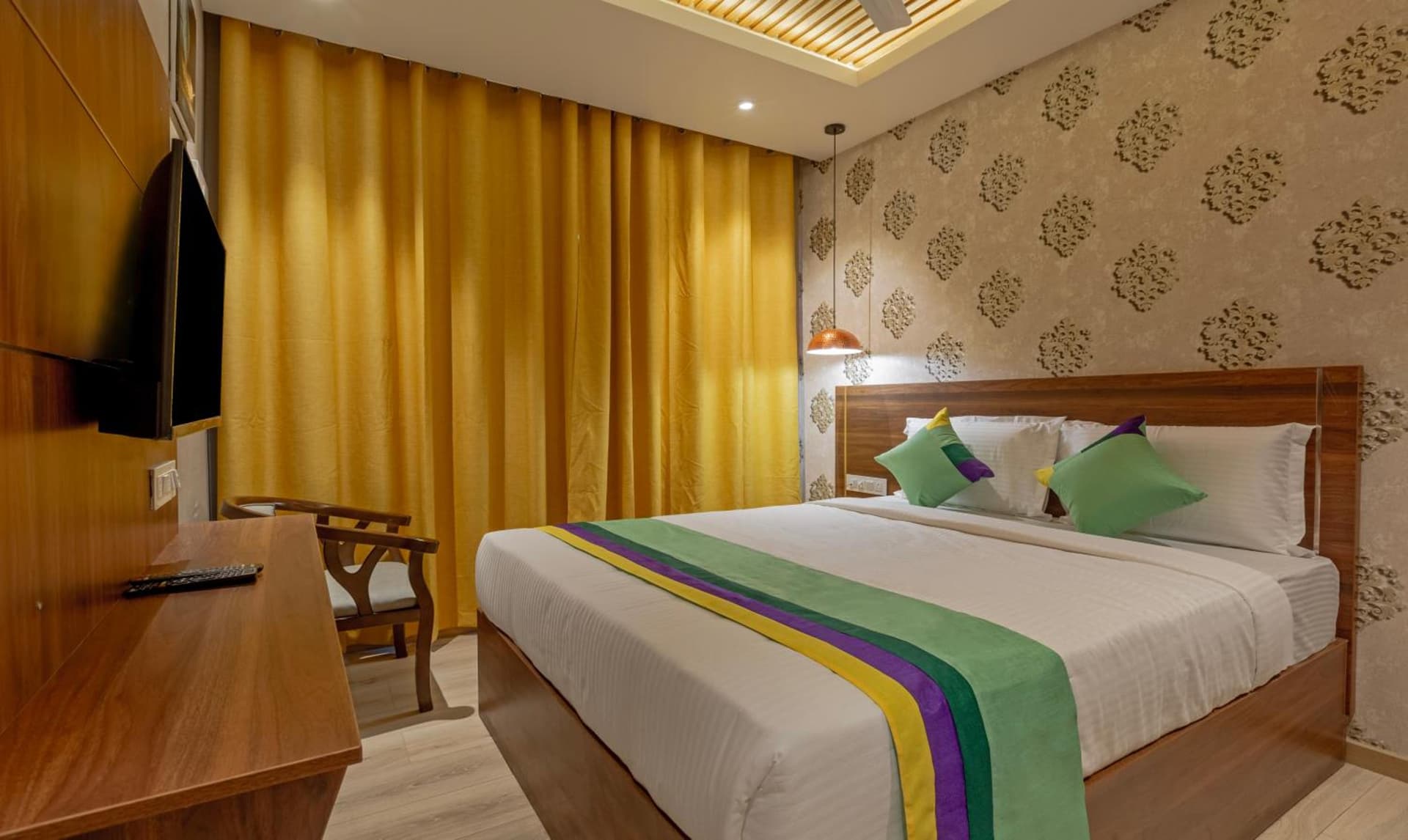 Economy Room