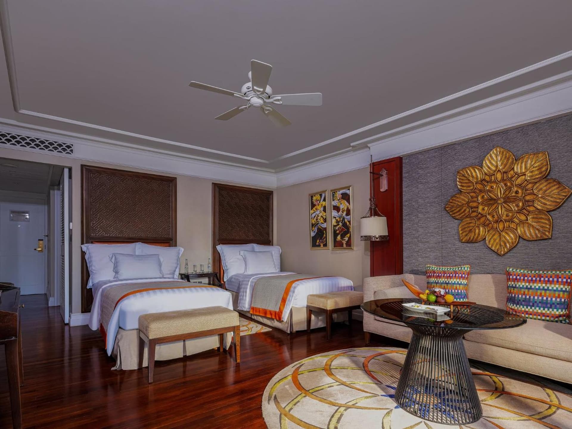 Classic Twin Room with Balcony and Garden View