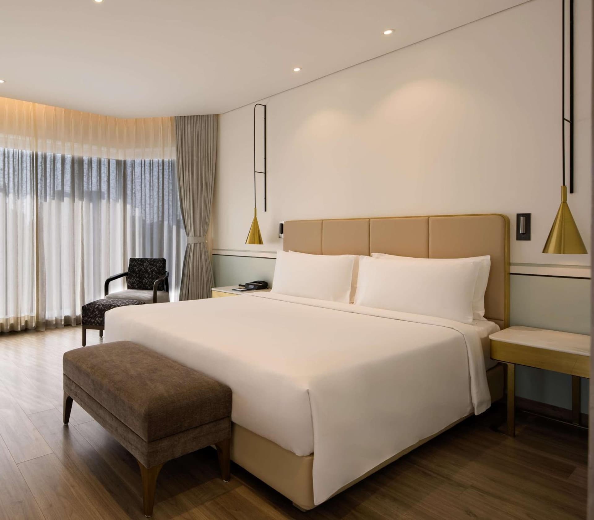 Suite Queen Room