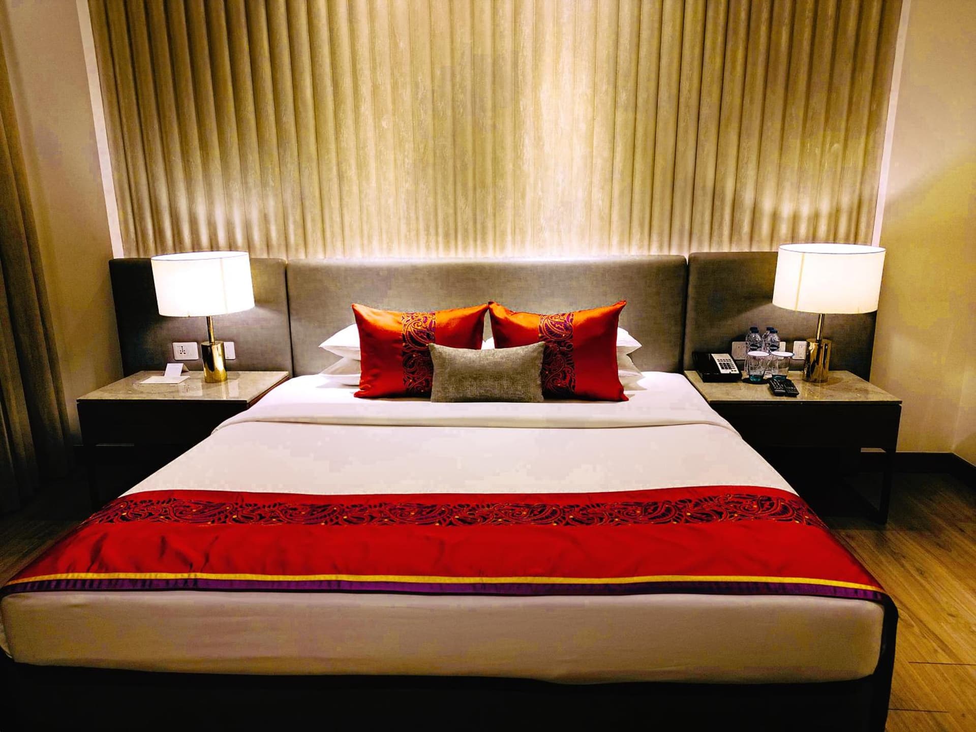 Suite King City View Room