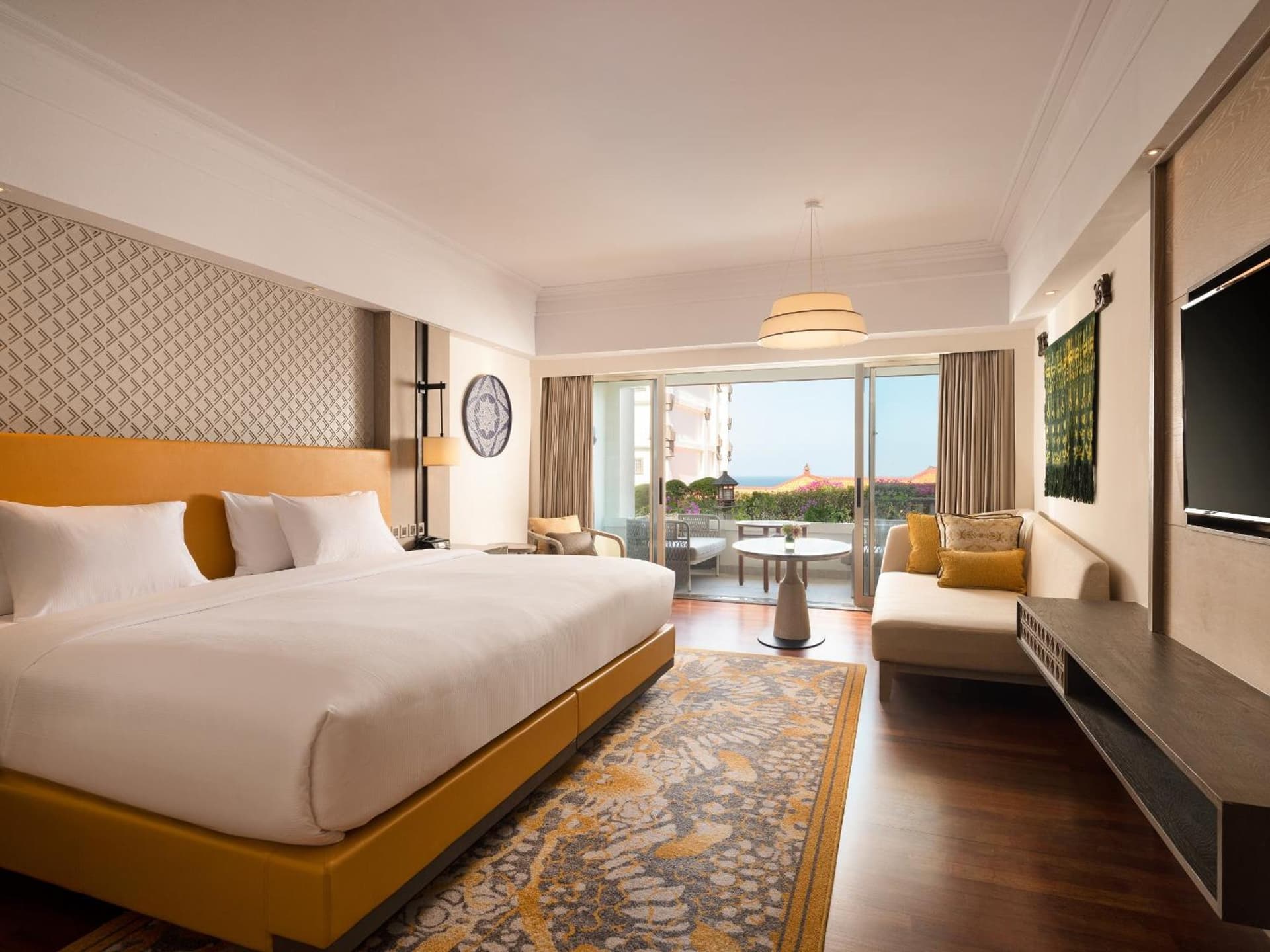 King Room with Garden View