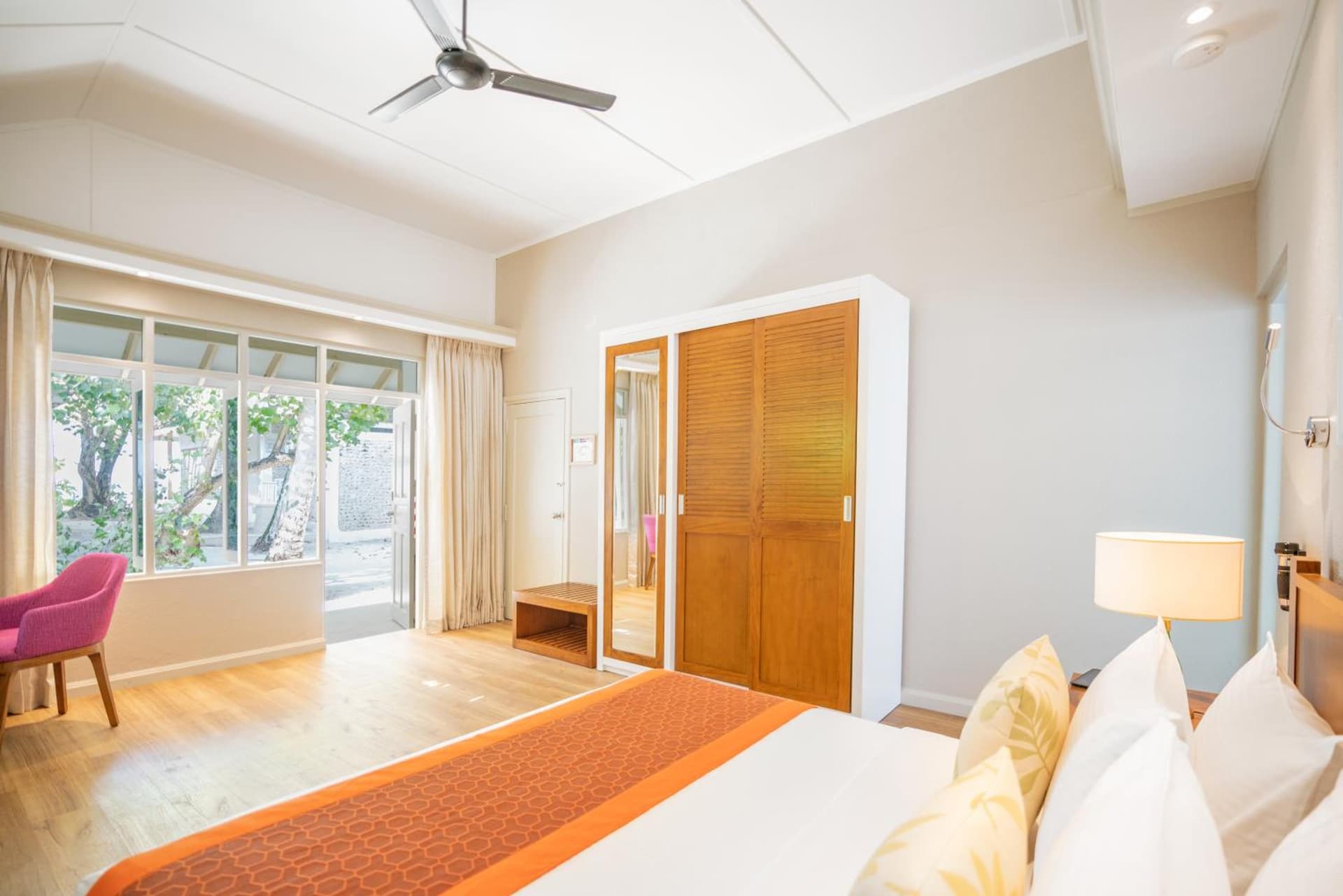 Standard Room with Garden View