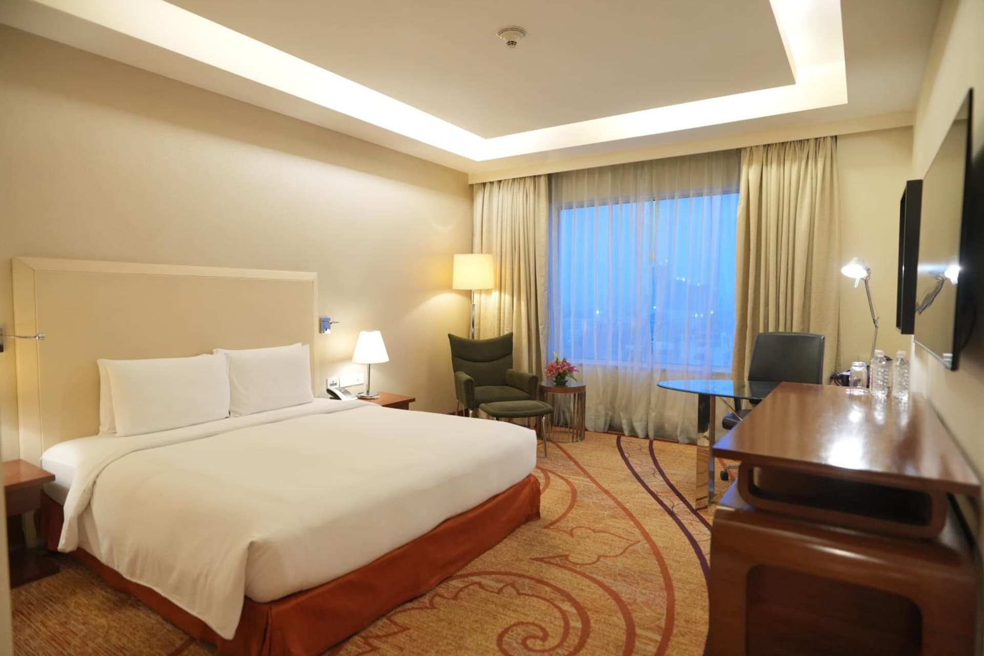 Premium King Room
