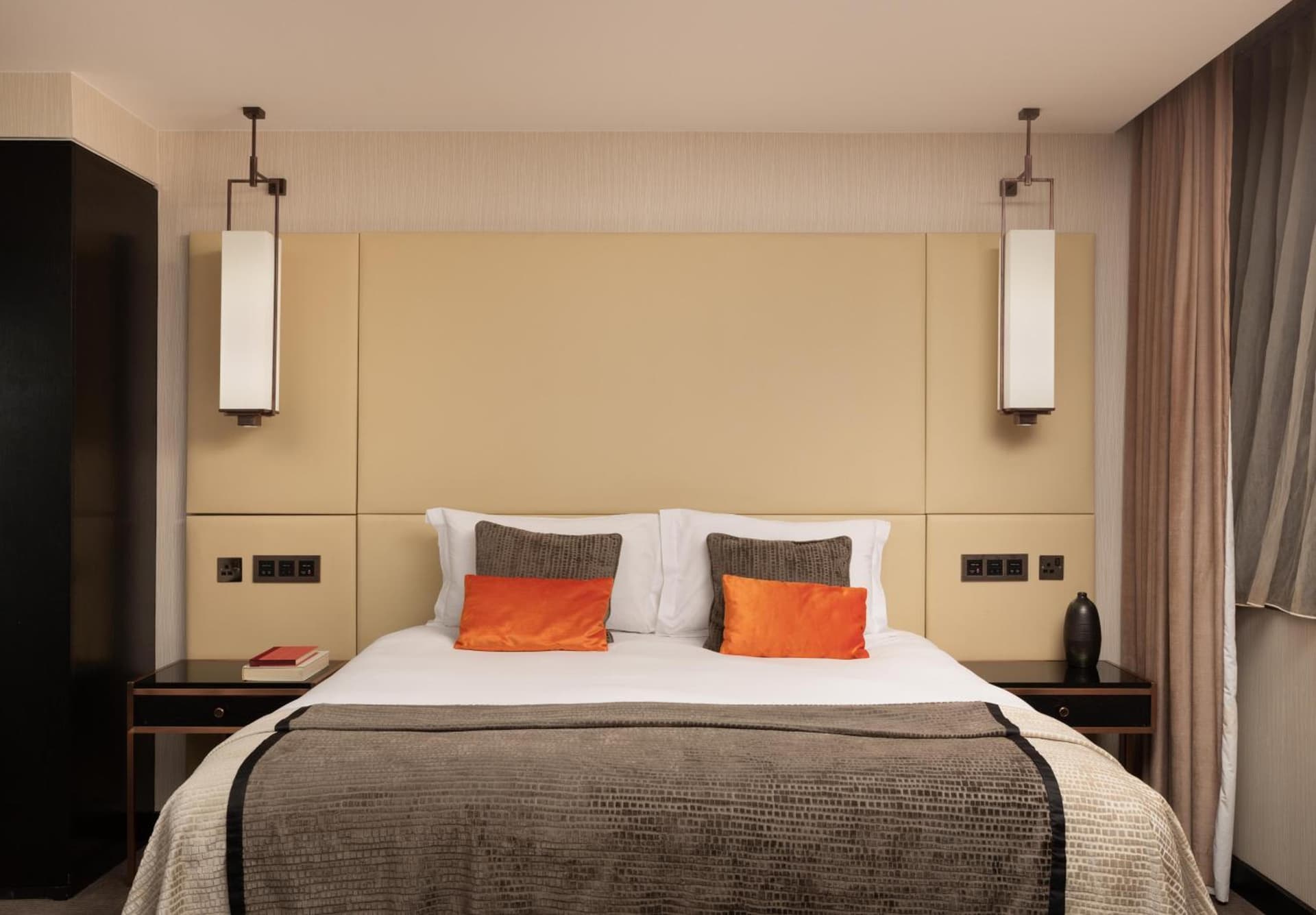Suite King Room