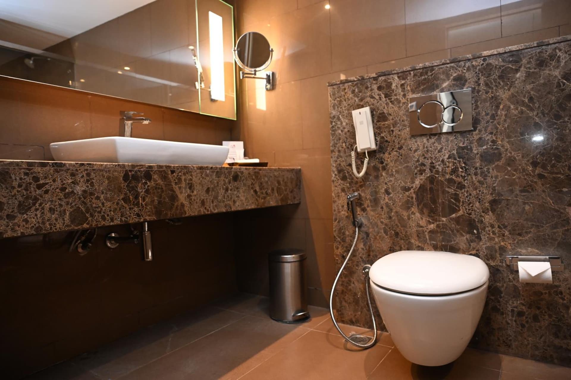 Luxury King Room