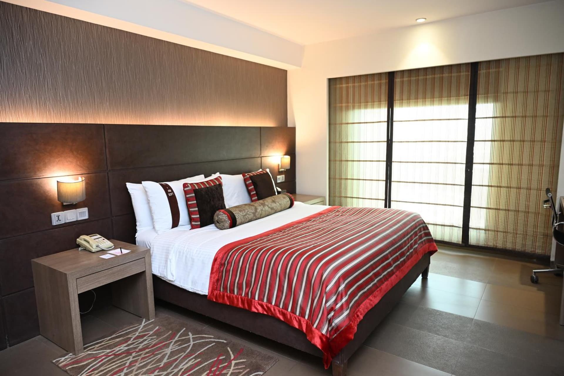 Luxury King Room
