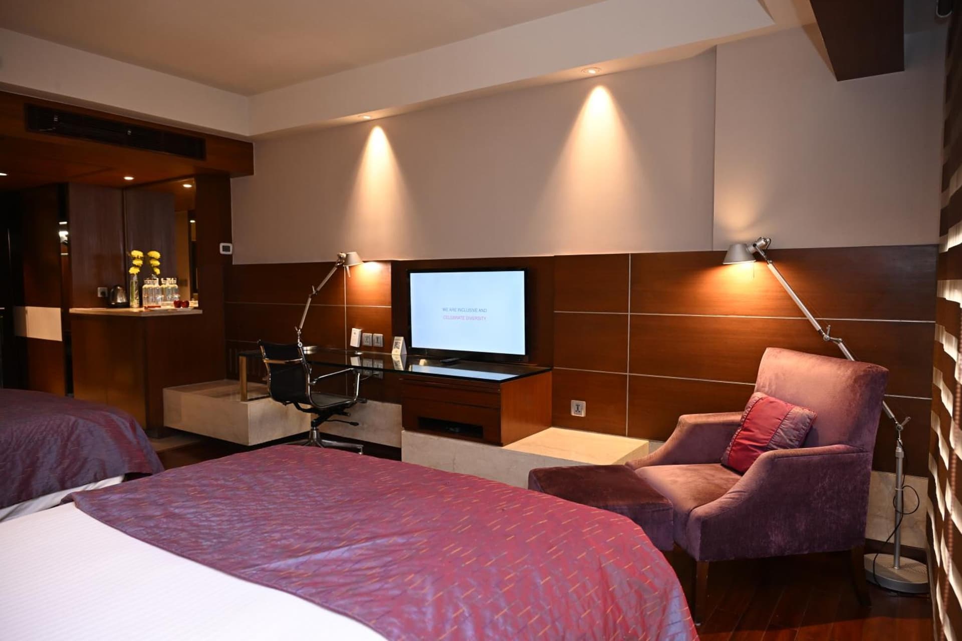 Club Twin Room