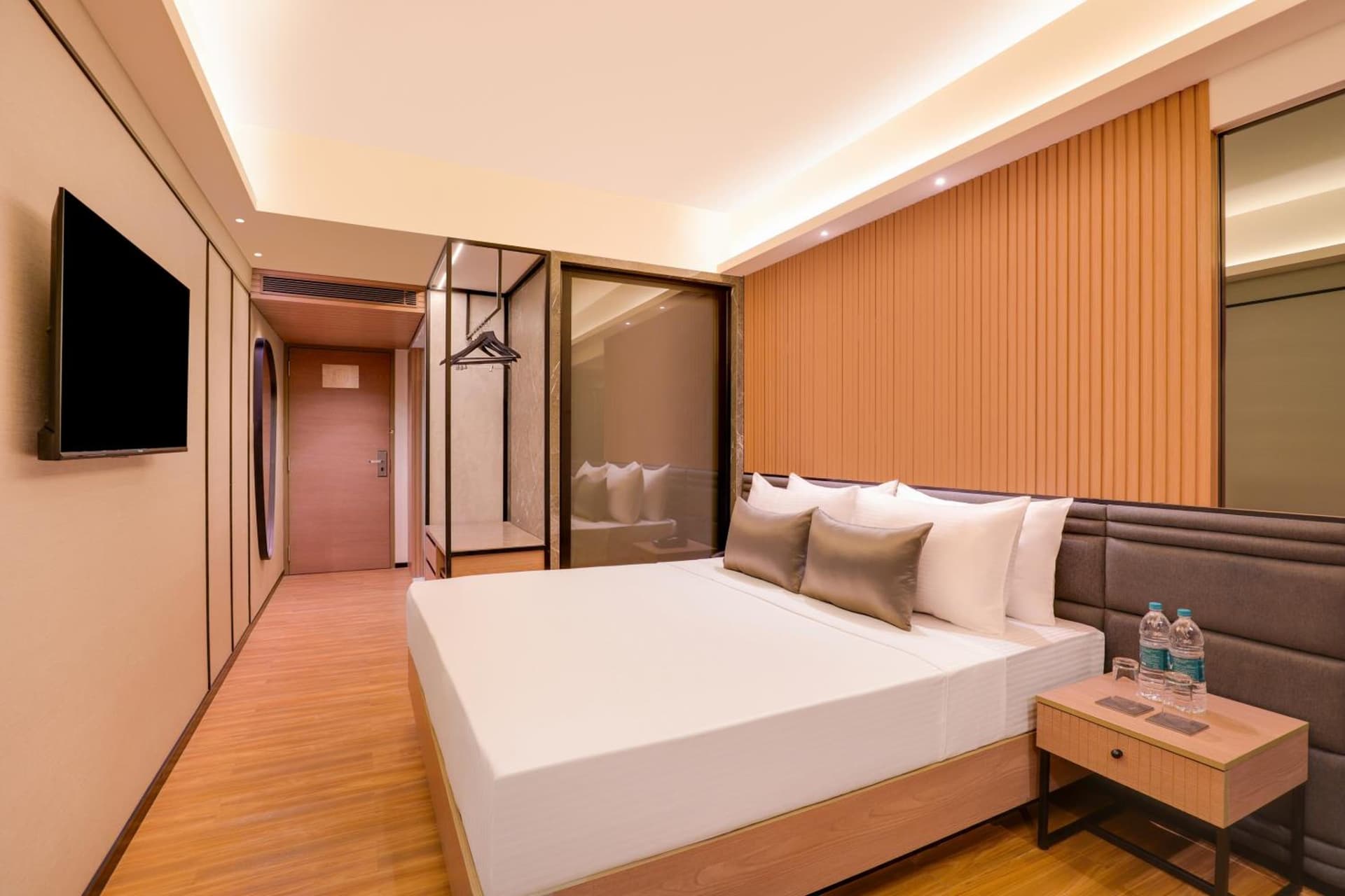 Deluxe Queen Room  (10%