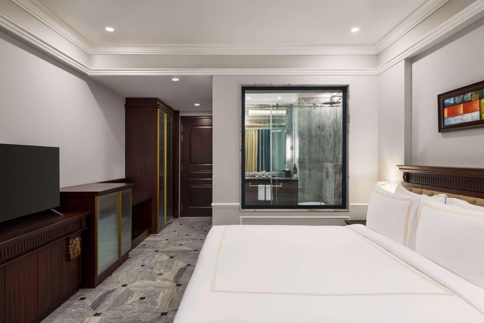 Executive Suite with Pool View