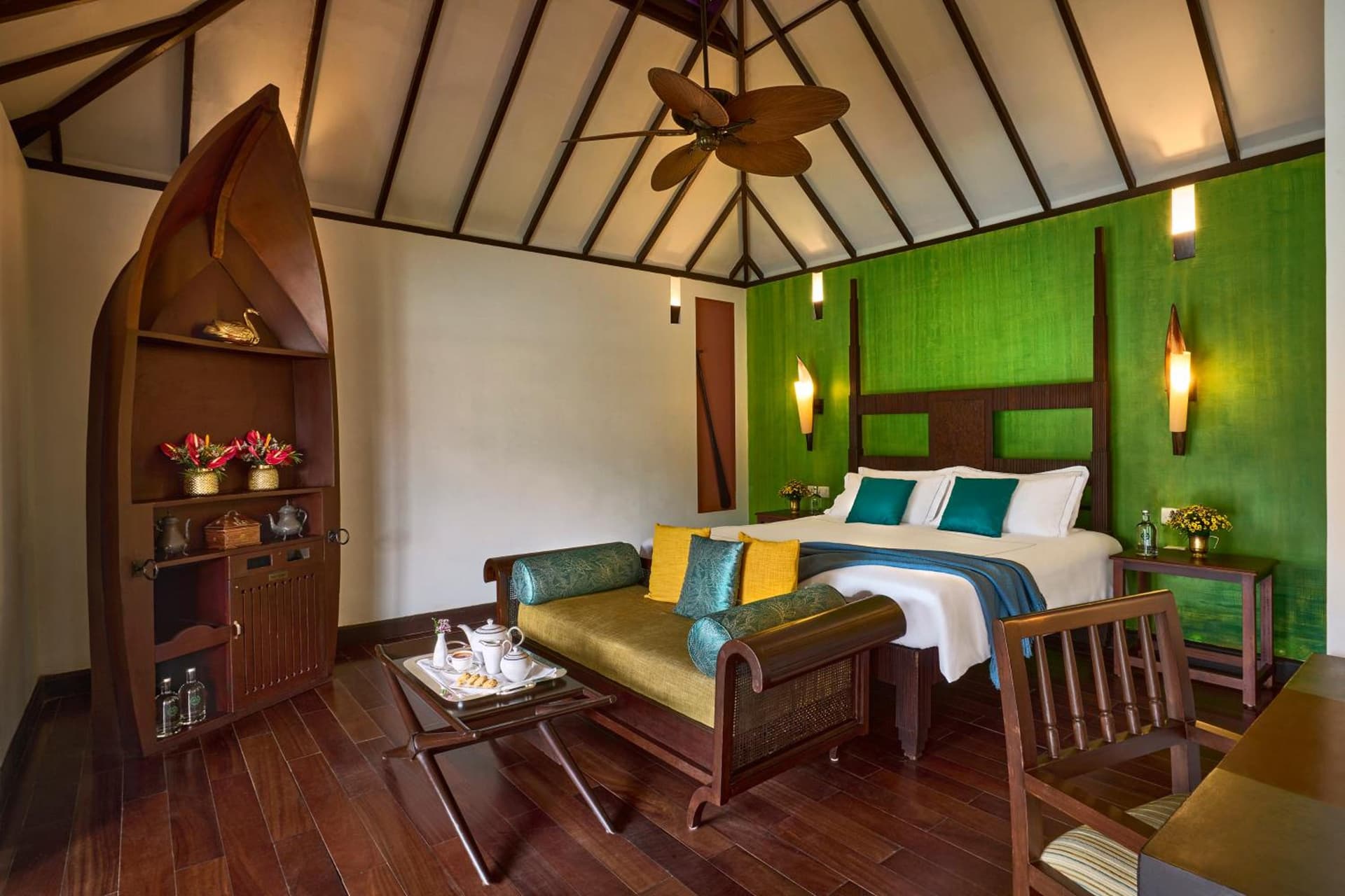 Premium Cottage Lagoon View King Bed