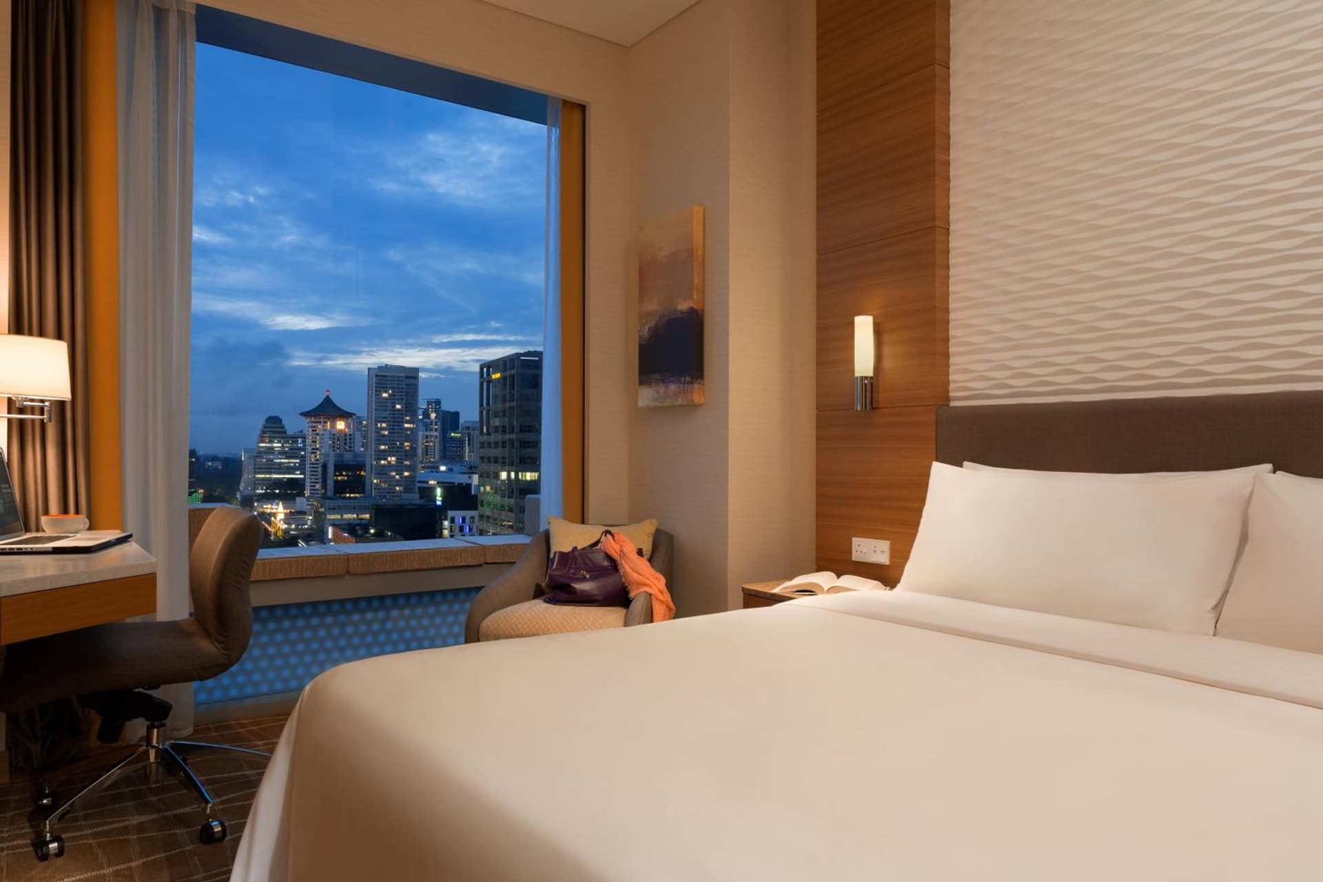 Superior King Room