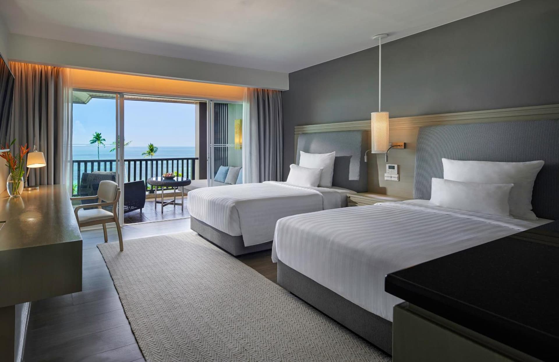 Deluxe Twin Room with Sea View