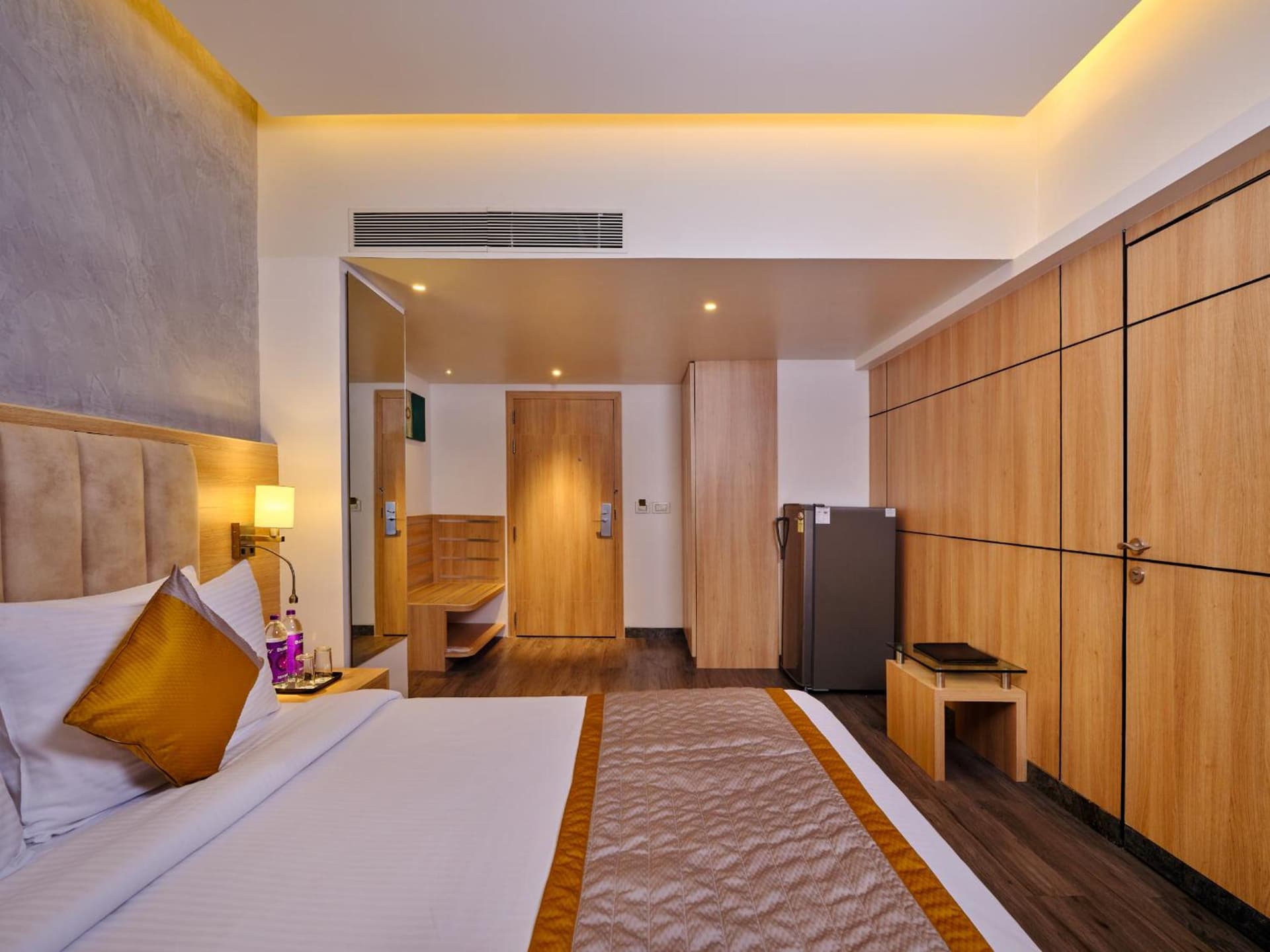 Premium Queen Room