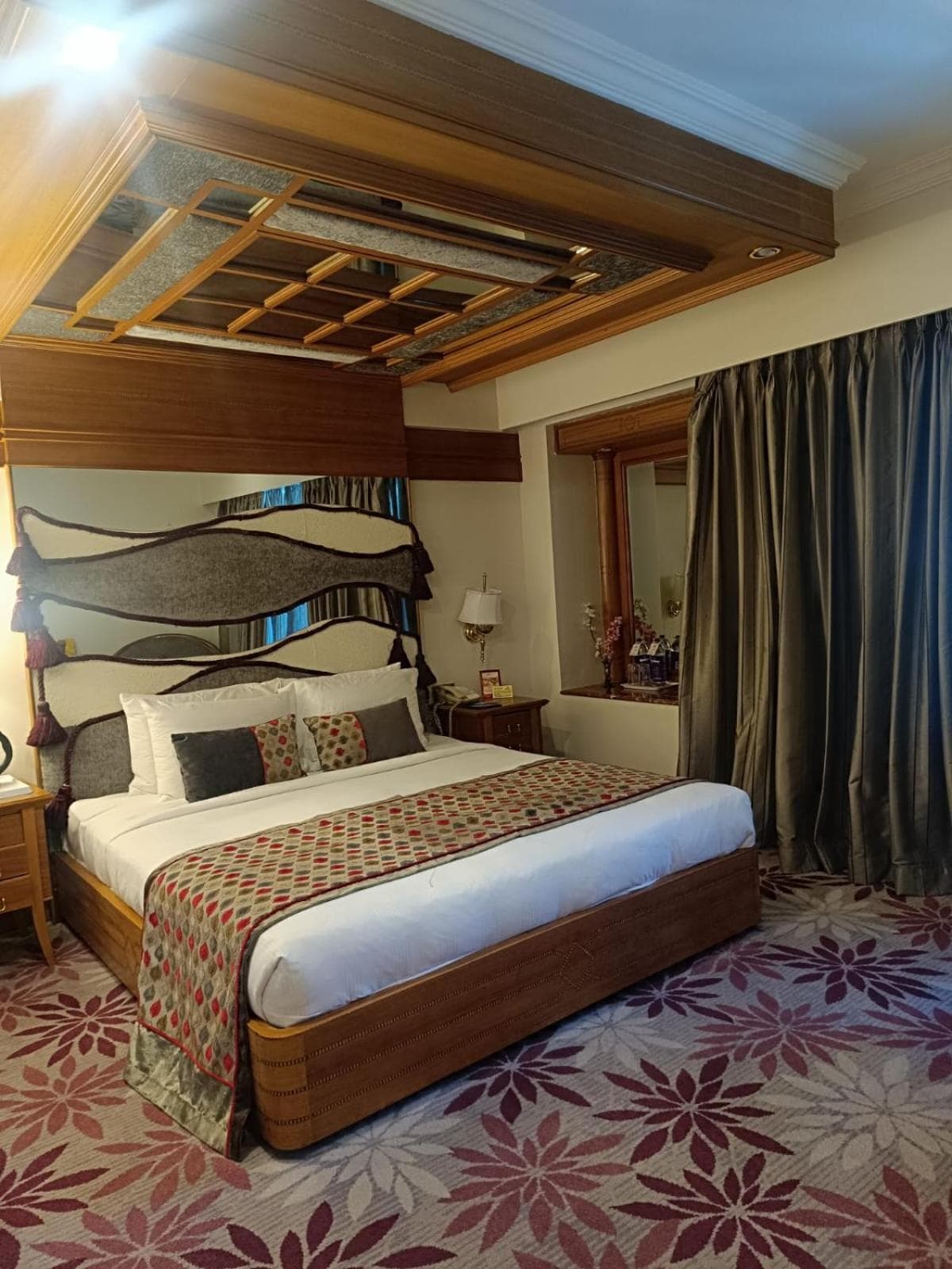 Suite King Room