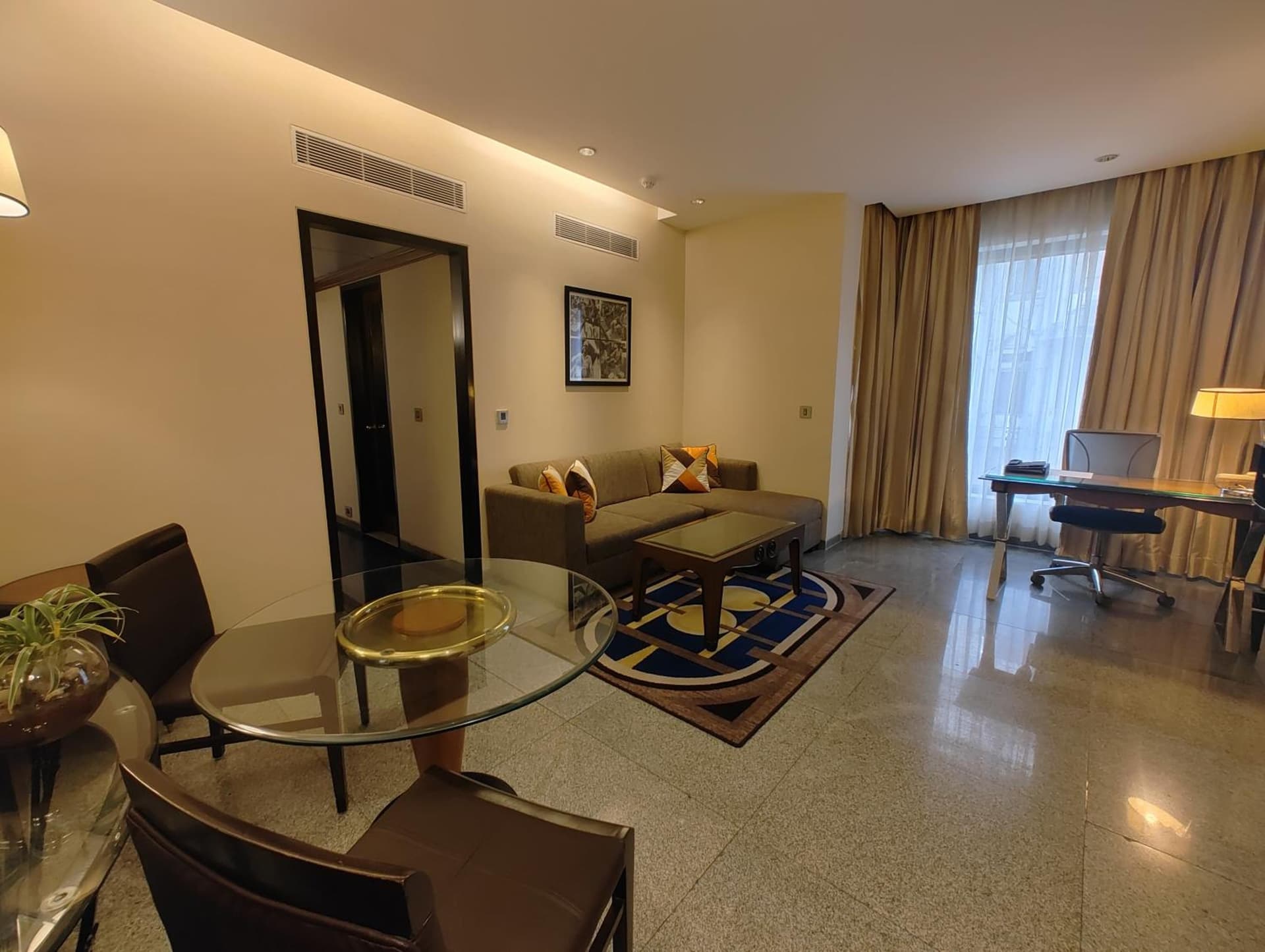 Suite King Sea View Room